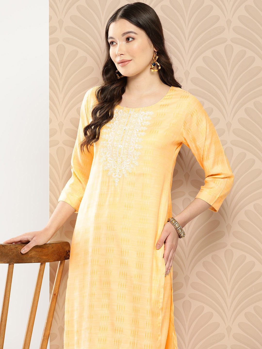 

ZOLA Floral Printed Regular Kurta with Trousers, Yellow