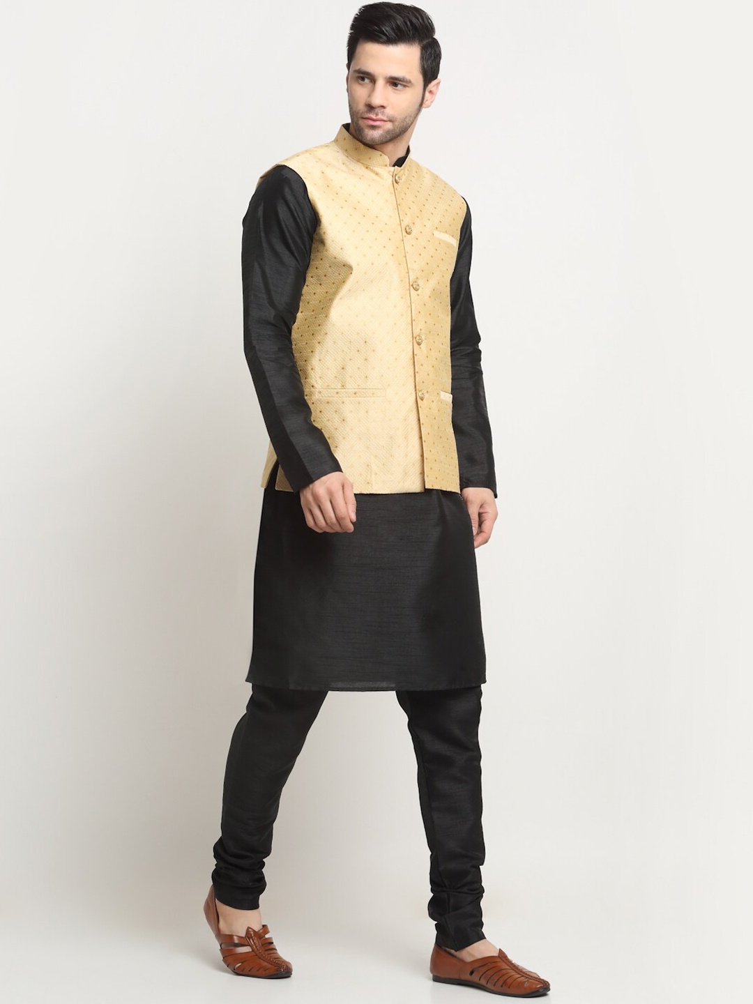 

KRAFT INDIA Regular Kurta With Churidar & Nehru Jacket, Black