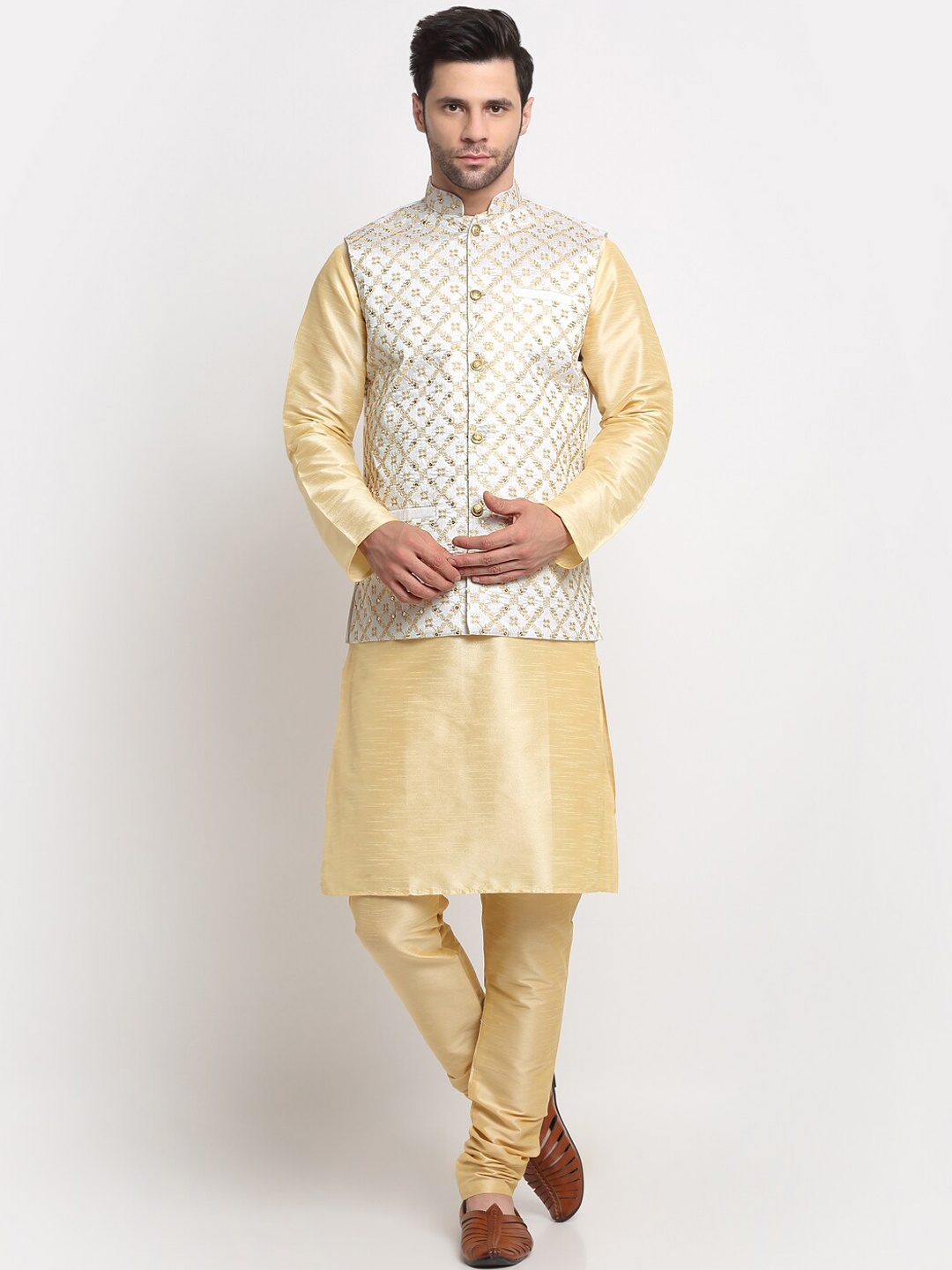 

KRAFT INDIA Regular Kurta with Churidar & Nehru Jacket, Beige