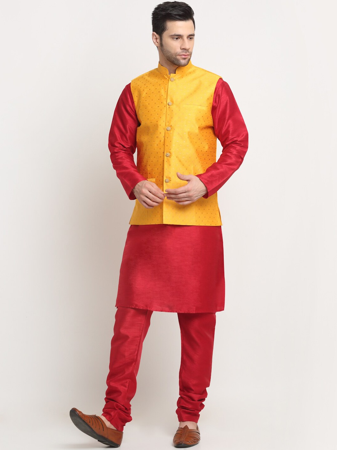 

KRAFT INDIA Mandarin Collar Kurta With Churidar & Nehru Jacket, Maroon