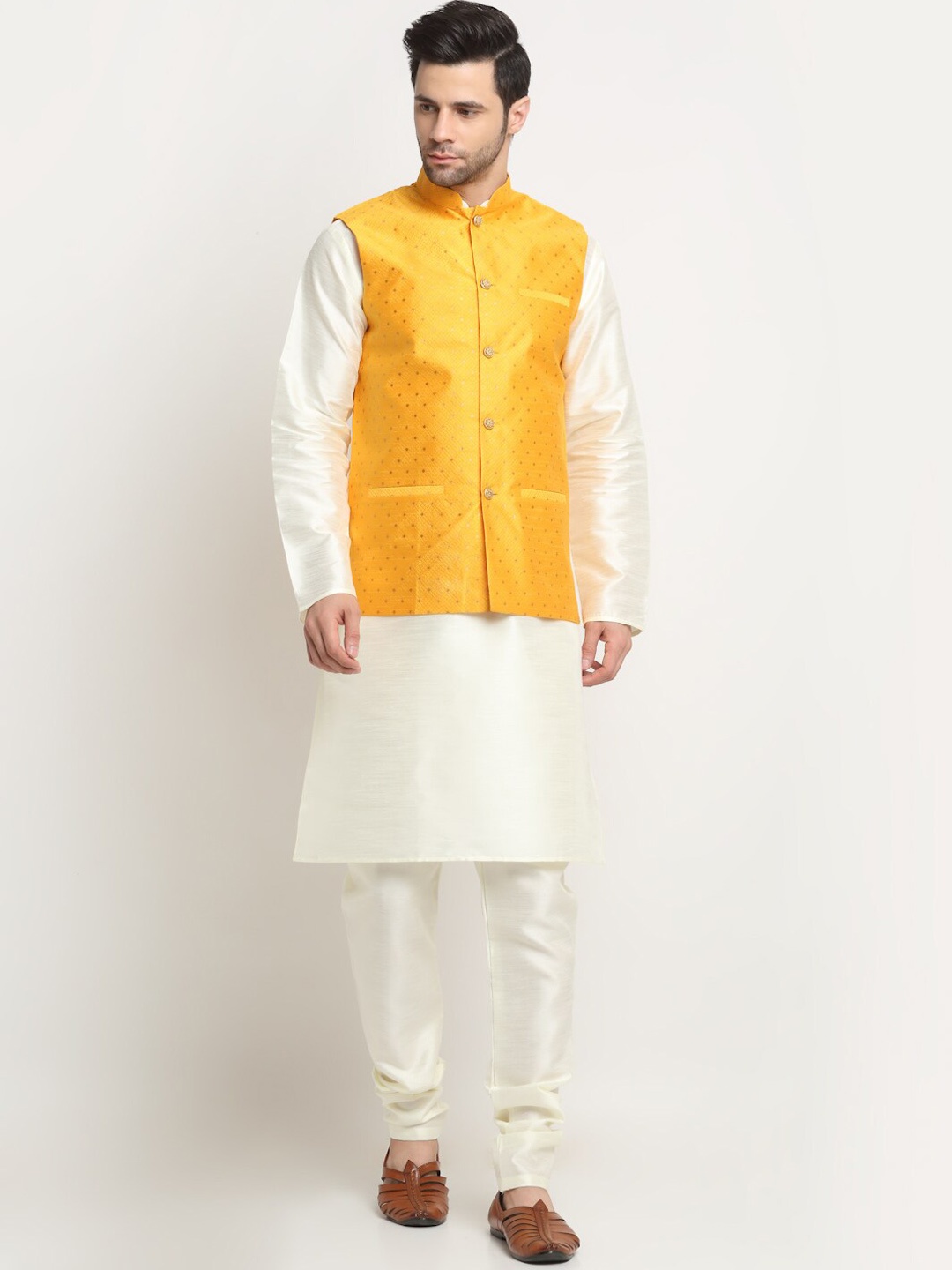 

KRAFT INDIA Regular Kurta With Churidar, Cream