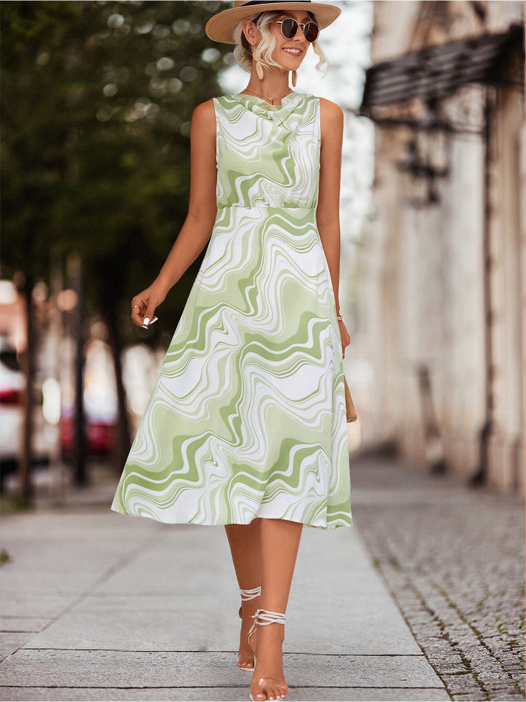 

StyleCast Green Abstract Print A-Line Midi Dress