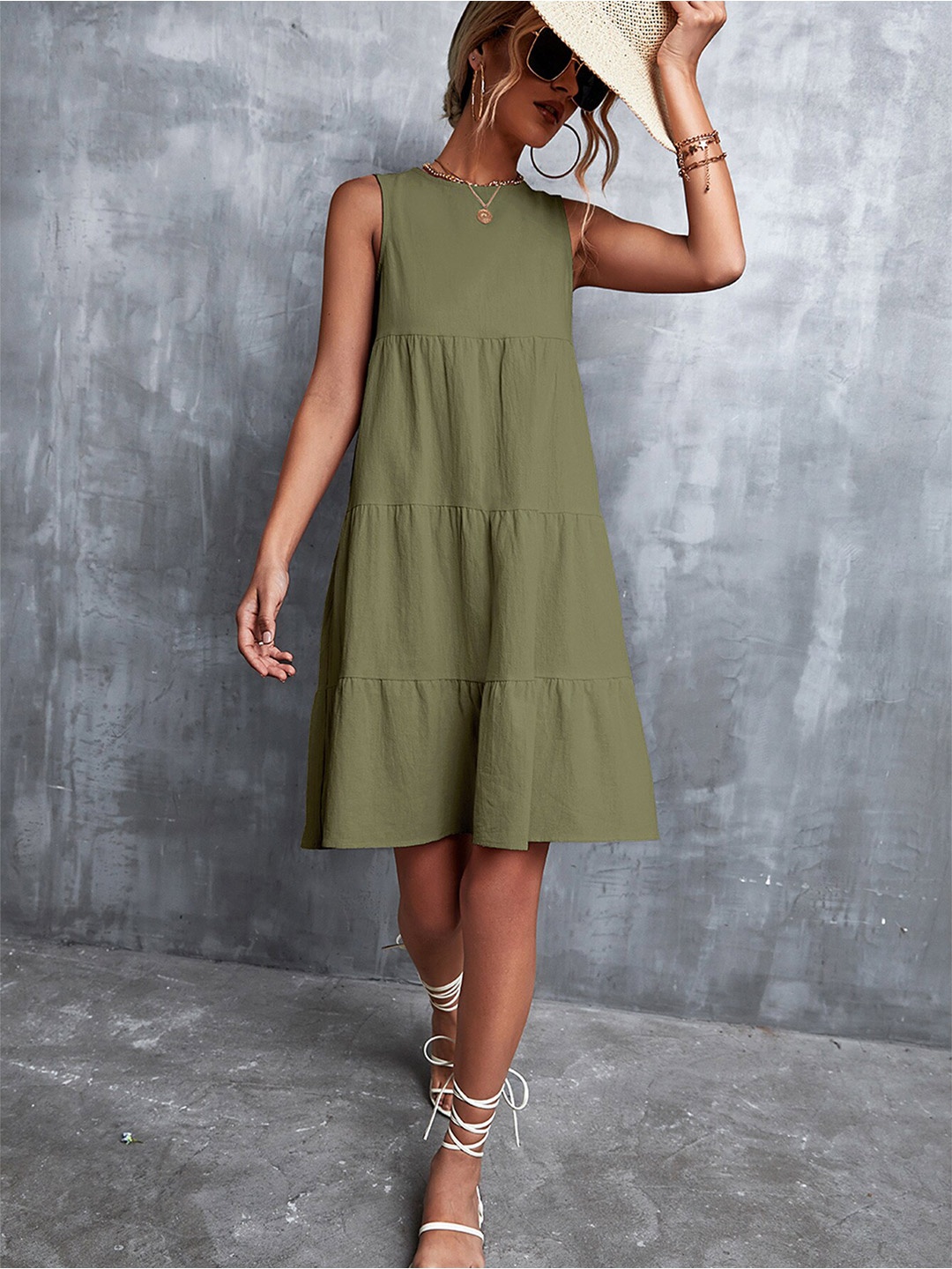 

BoStreet Green Solid Tiered Casual Empire Dress