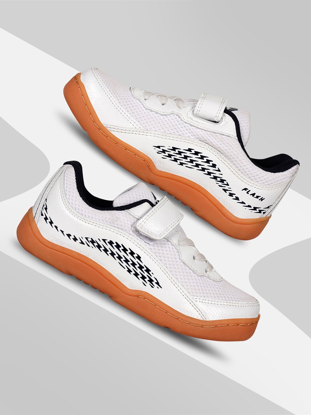 

NIVIA Kids Badminton Non-Marking Shoes, White