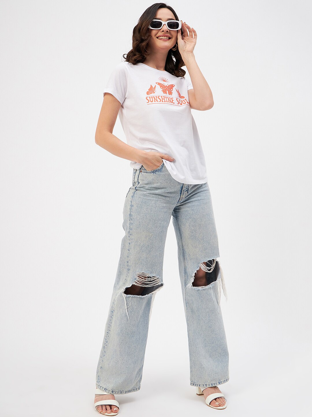 

Mast & Harbour White & Orange Typography Printed Pure Cotton T-shirt