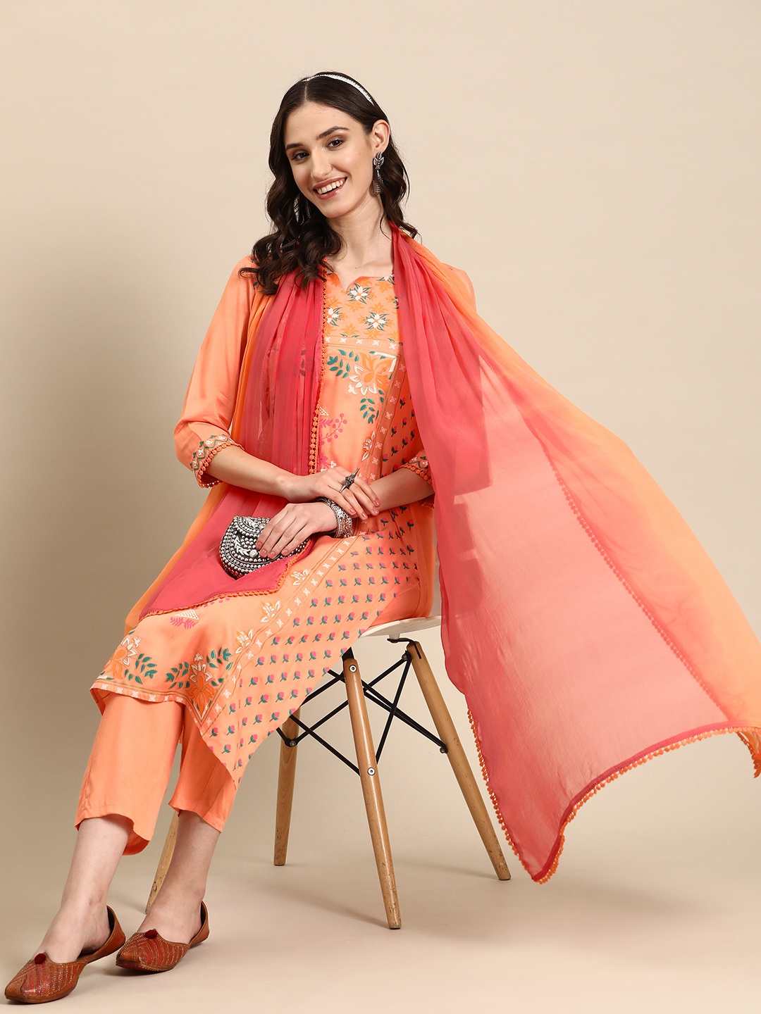 

Sangria Floral Printed Regular Kurta with Trousers & Dupatta, Peach