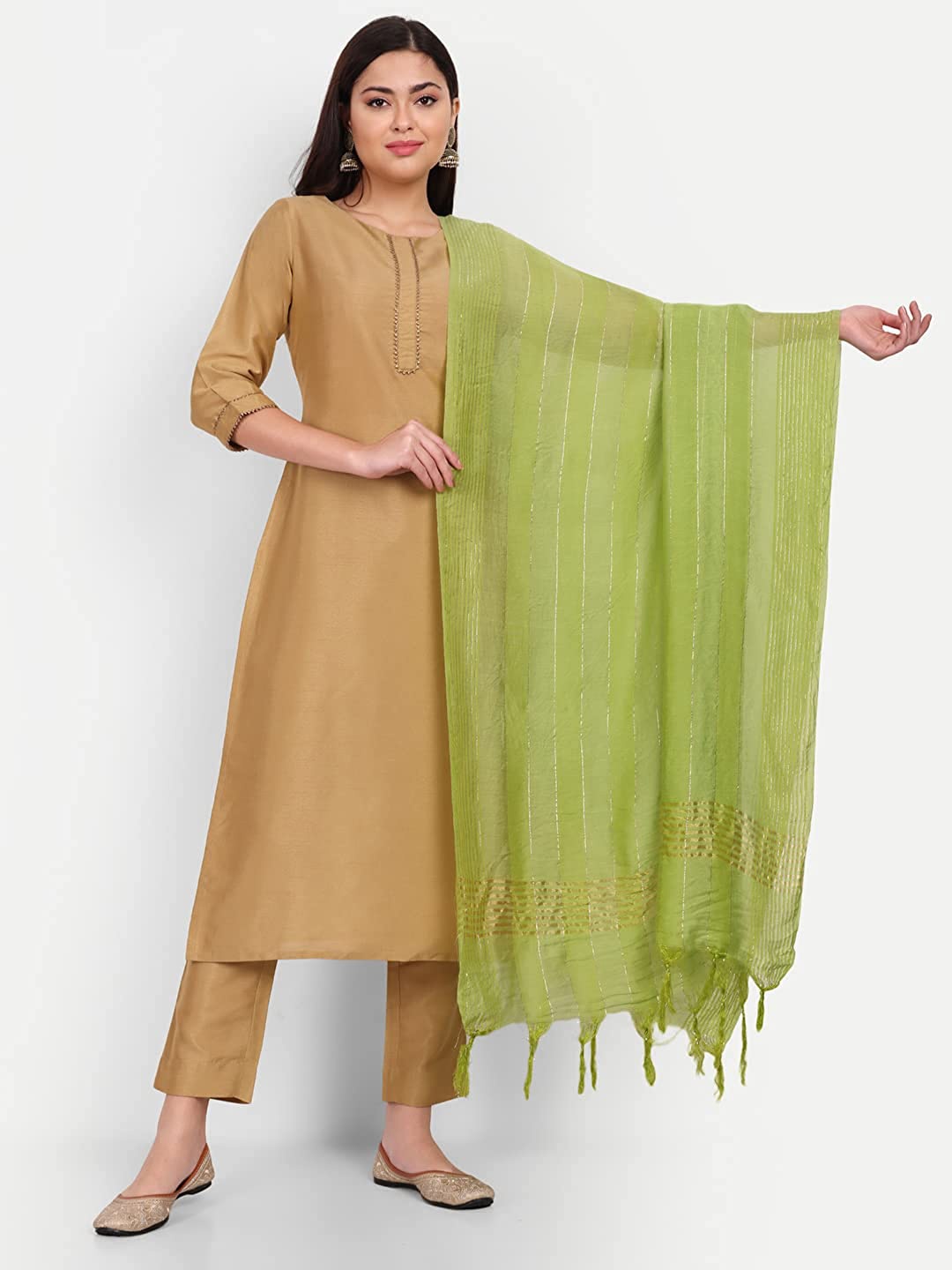 

Mitera Green & Gold-Toned Striped Dyed Dupatta