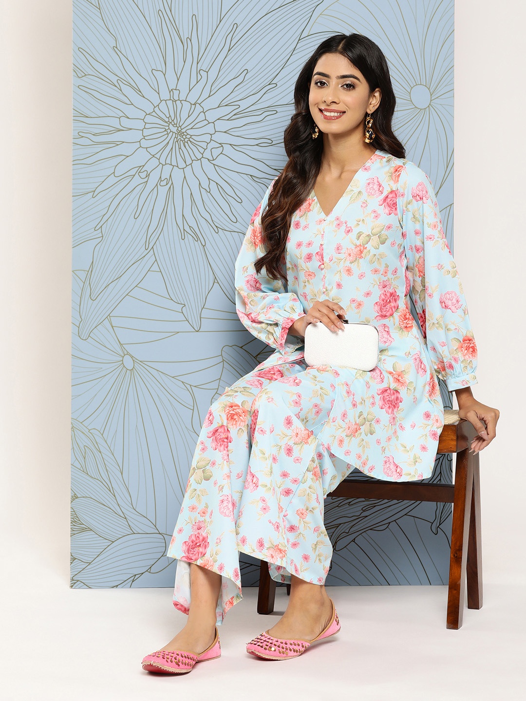 

Ahalyaa Women Floral Printed Regular Tunic with Palazzos, Turquoise blue