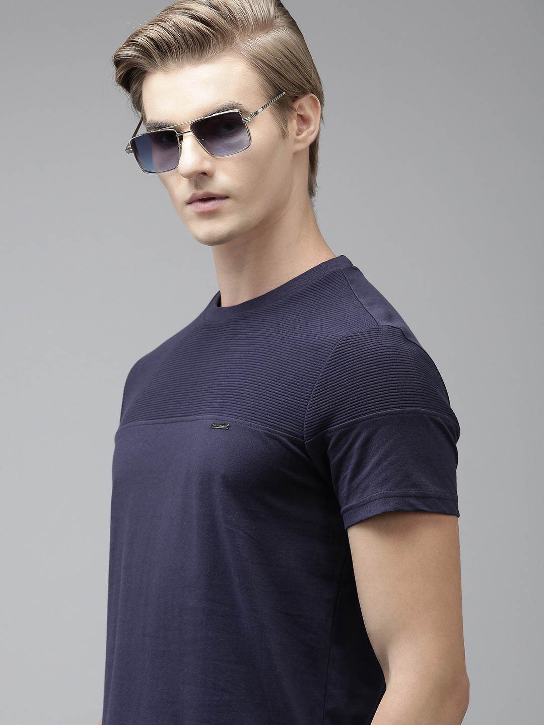 

THE BEAR HOUSE Men Navy Blue Slim Fit T-shirt