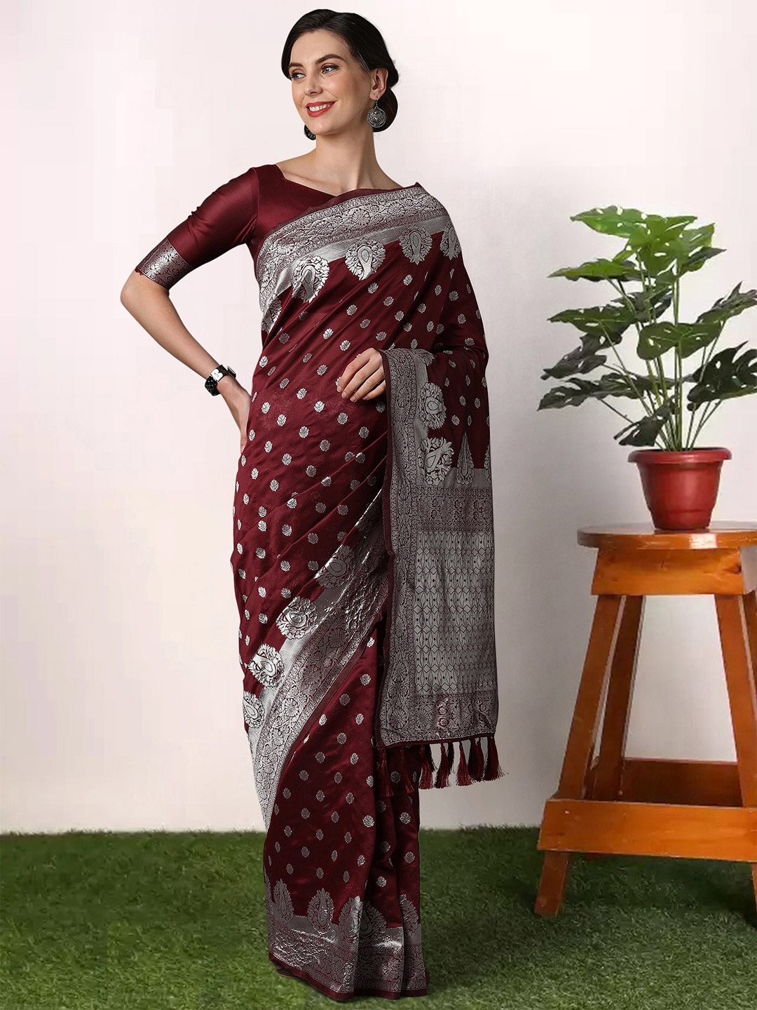 

Anouk Maroon & Silver-Toned Floral Woven Design Zari Silk Blend Banarasi Saree