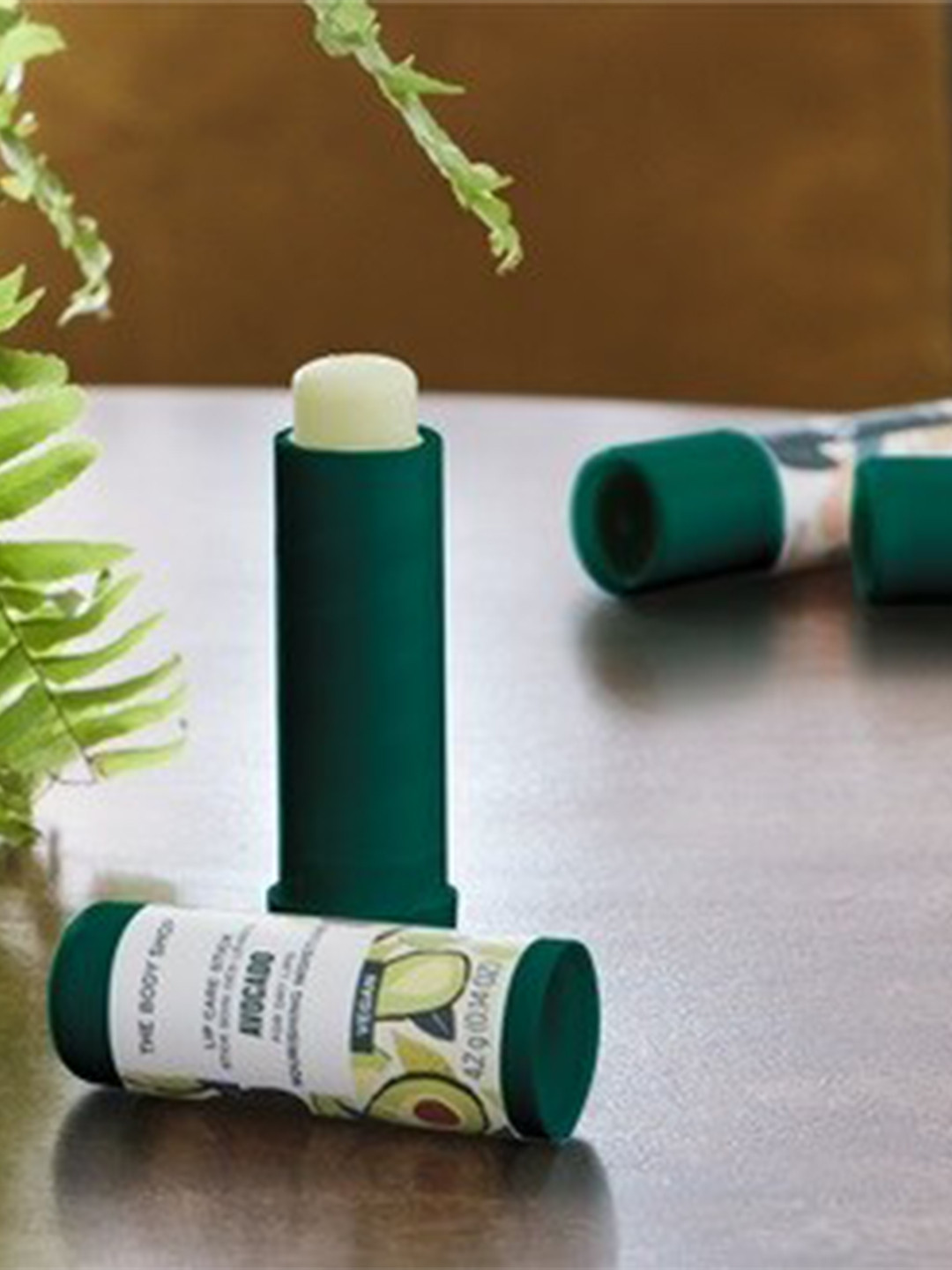 

THE BODY SHOP Avocado Lip Care Stick - 4.2g, White