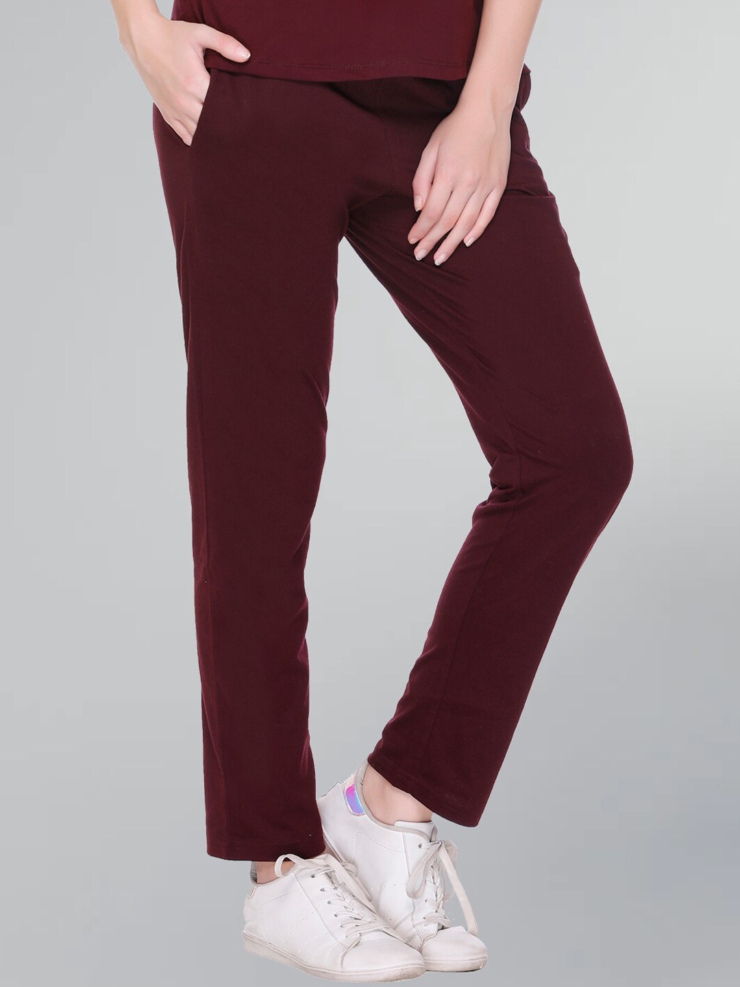 

GODFREY Regular Fit Cotton Track Pants, Burgundy