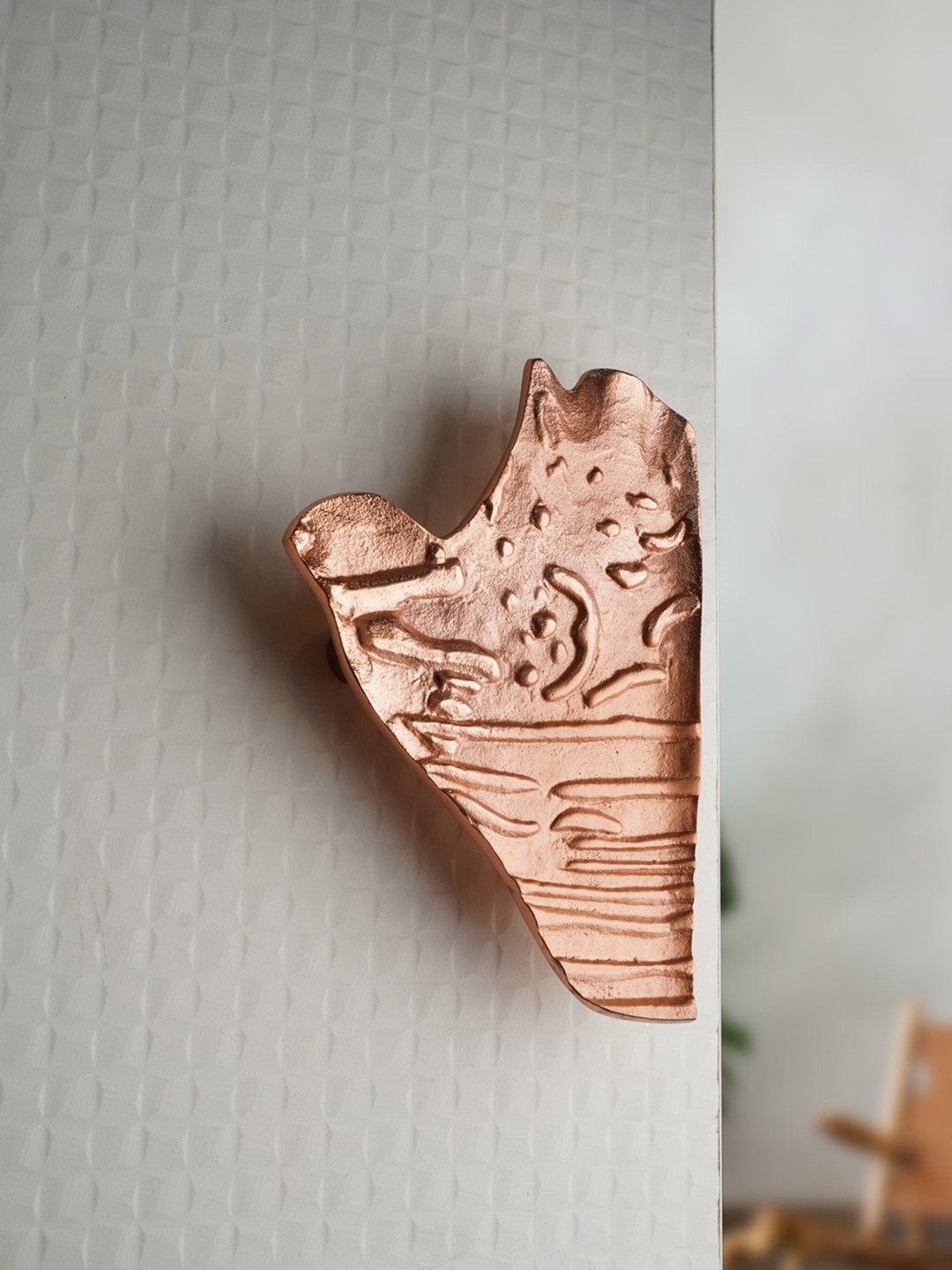 

Folkstorys Rose Gold Metal Fossil Wardrobe Door Handle