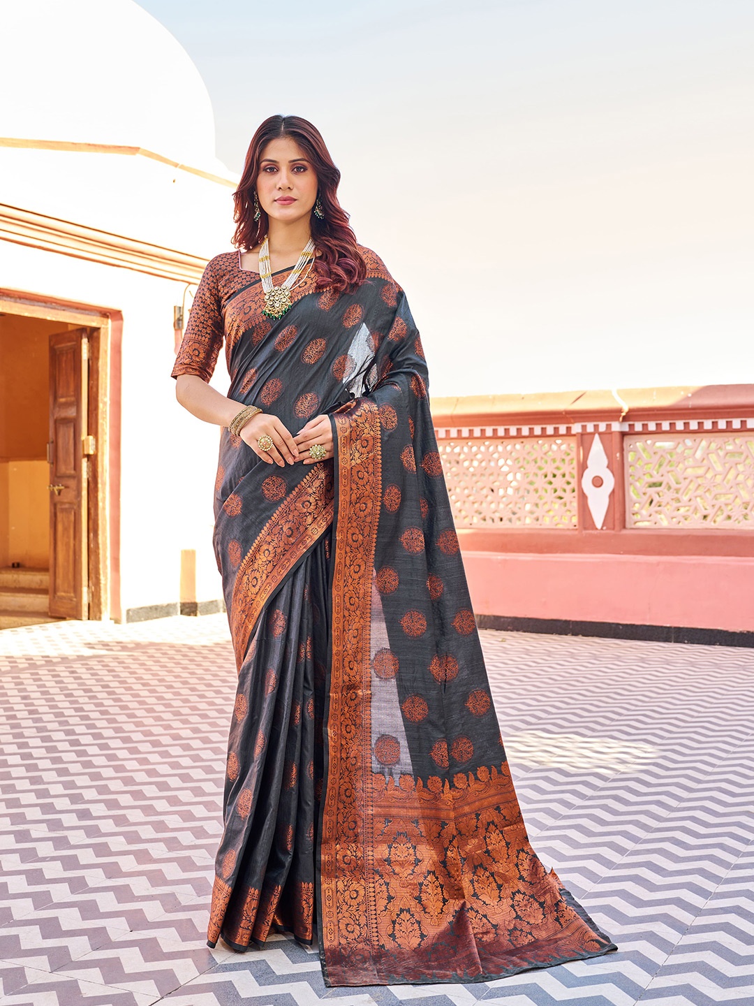 

elora Floral Woven Design Zari Bhagalpuri Saree, Grey