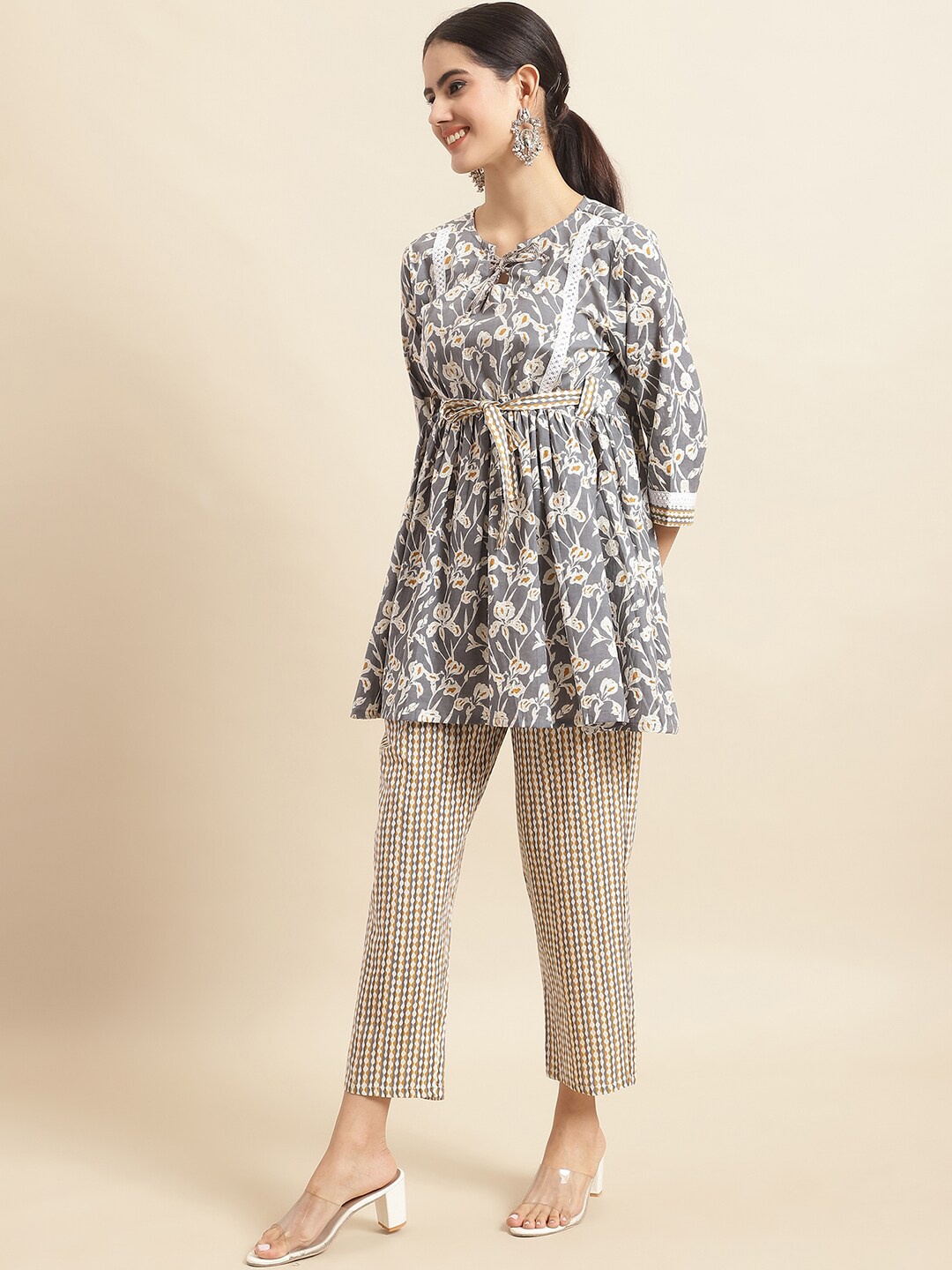 

Sangria Floral Printed Belted Pure Cotton Tunic & Trouser Co-Ords, Grey
