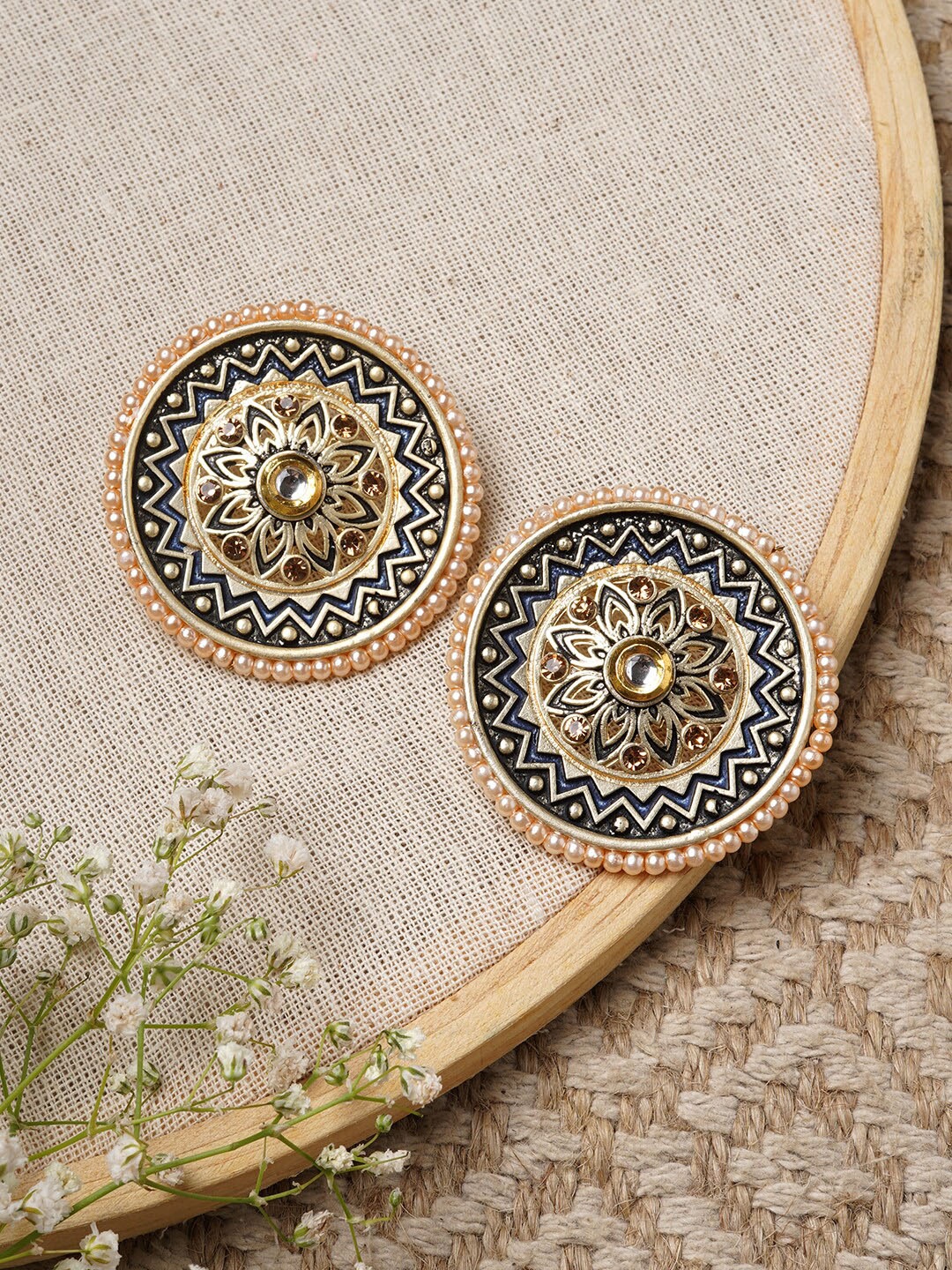 

TEEJH Gold-Plated Oxidised Studs Earrings