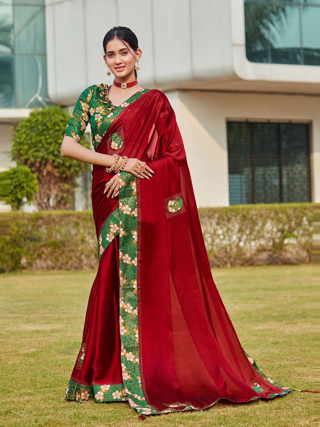 

Mitera Red & Green Floral Embellished Silk Blend Saree