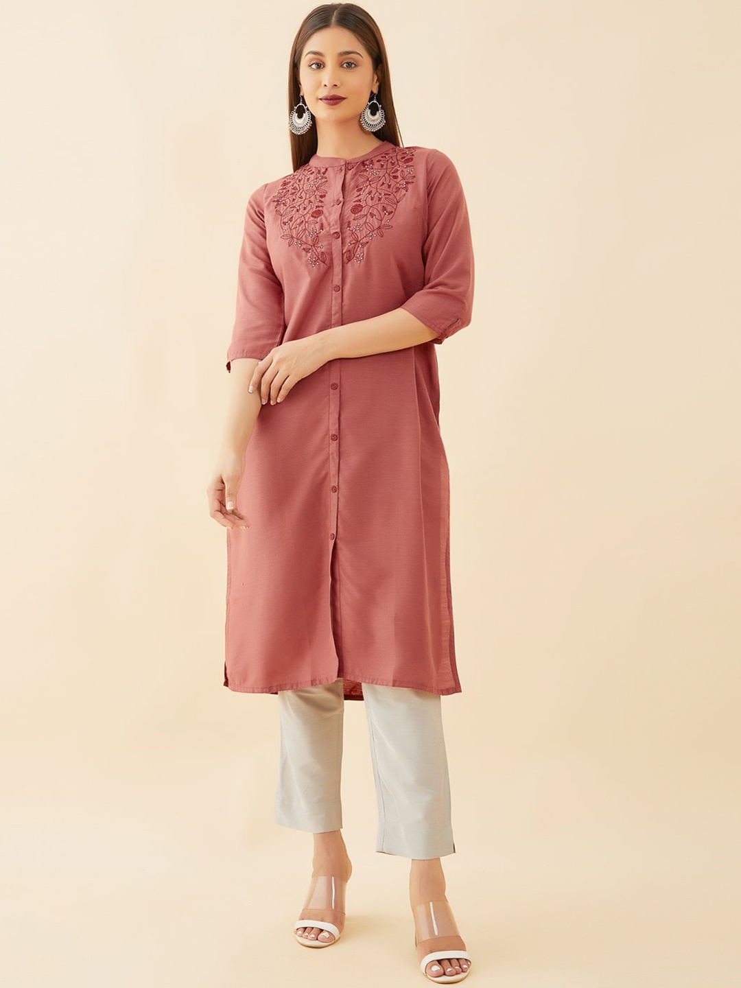 

Maybell Mandarin Collar Floral Embroidered Mirror Work Kurta, Rust