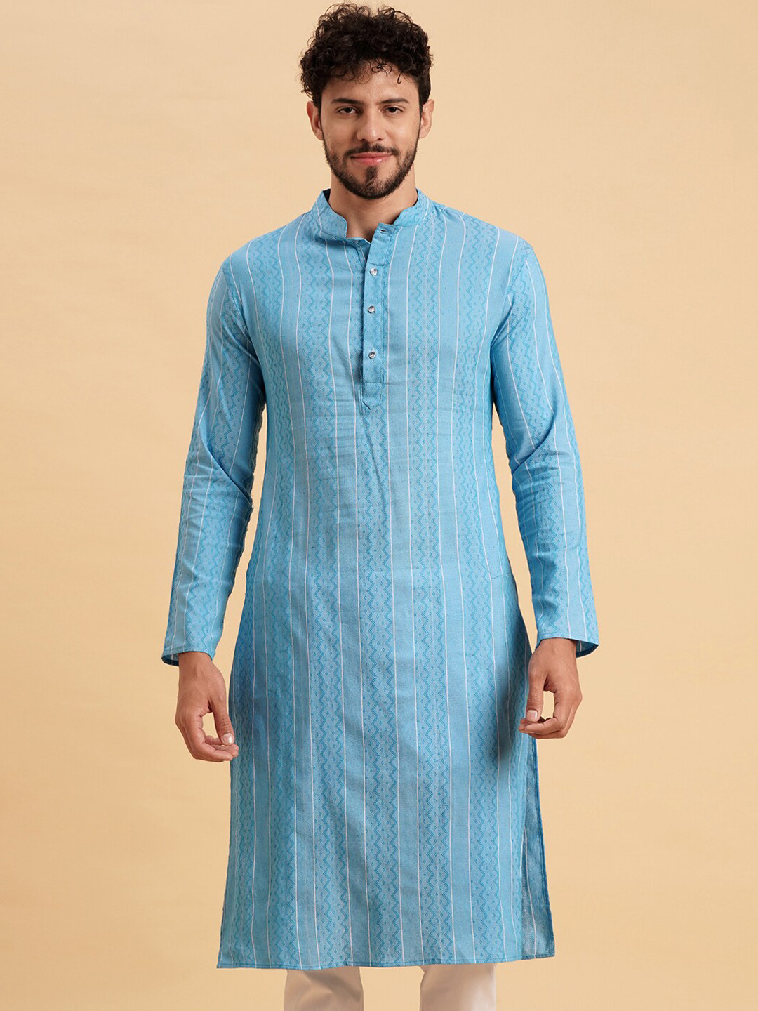 

Vrundavan ethics Woven design Mandarin Collar Jacquard Cotton Kurta, Blue