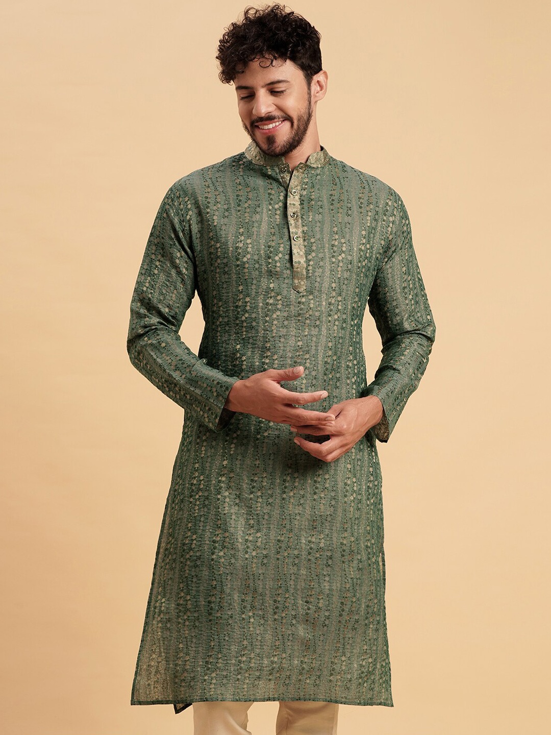 

Vrundavan ethics Abstract Printed Mandarin Collar Jacquard Straight Kurta, Green