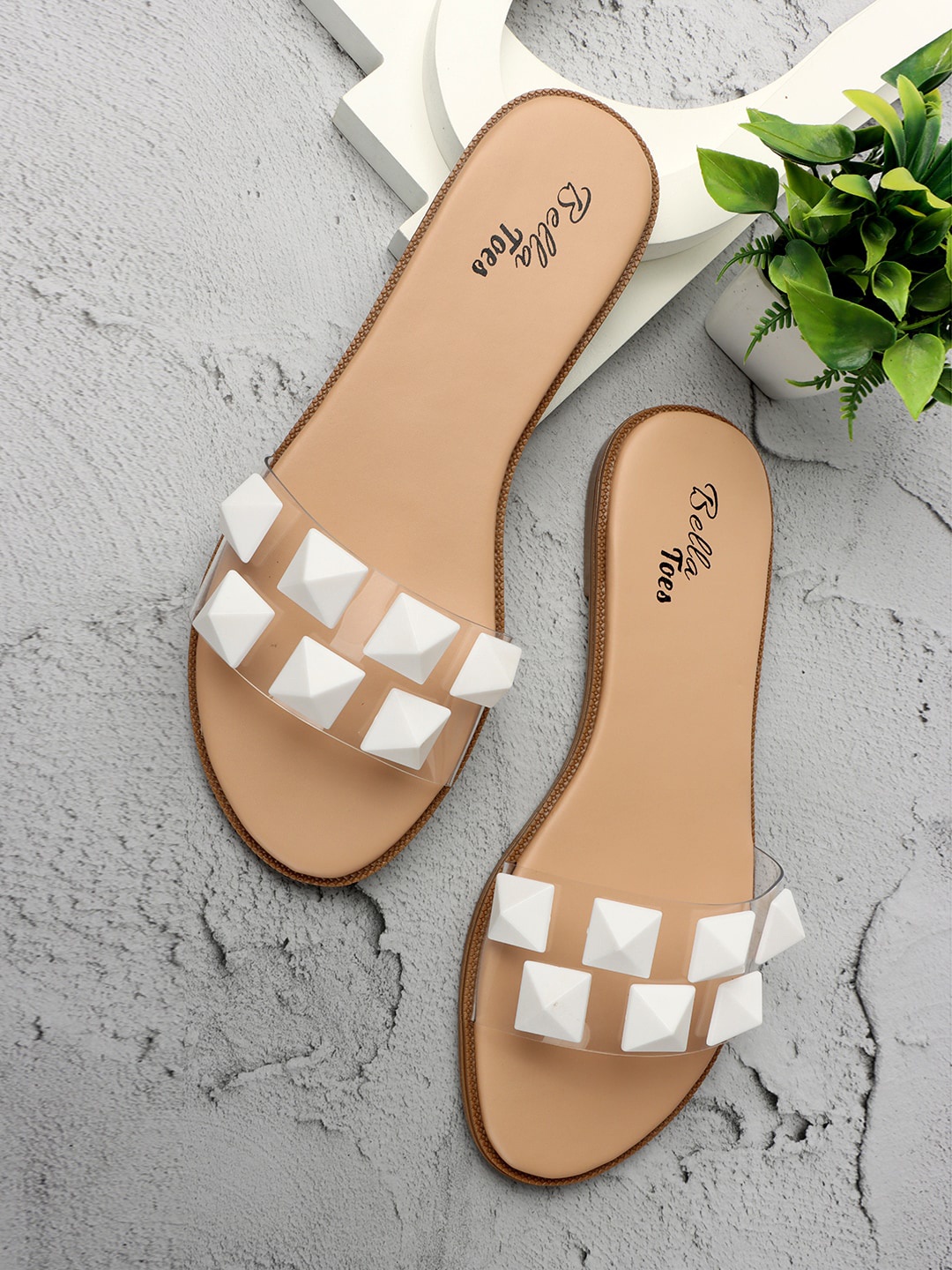 

Bella Toes Open Toe Flats, White