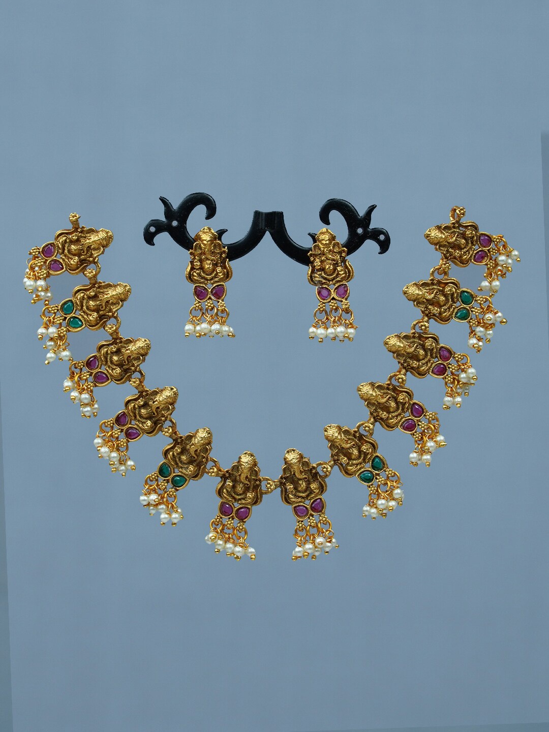

Diksha collection Gold-Plated Artificial Stone & Beads Studded Jewellery Set