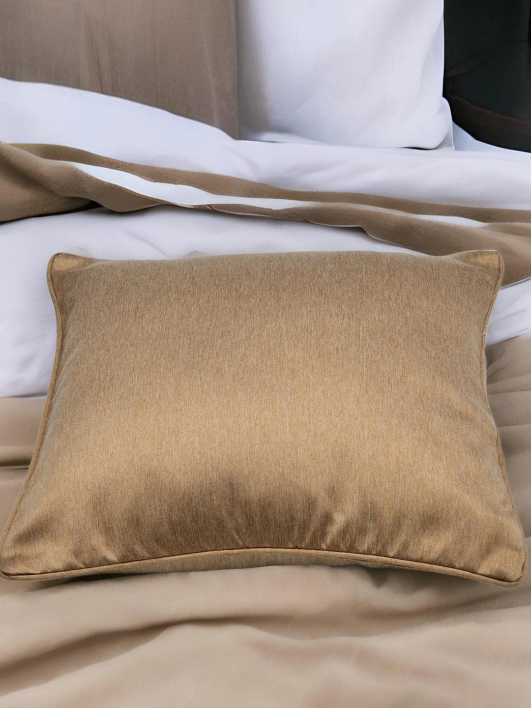 

Athome by Nilkamal Ariana Visto Beige Solid Square Cushion Cover
