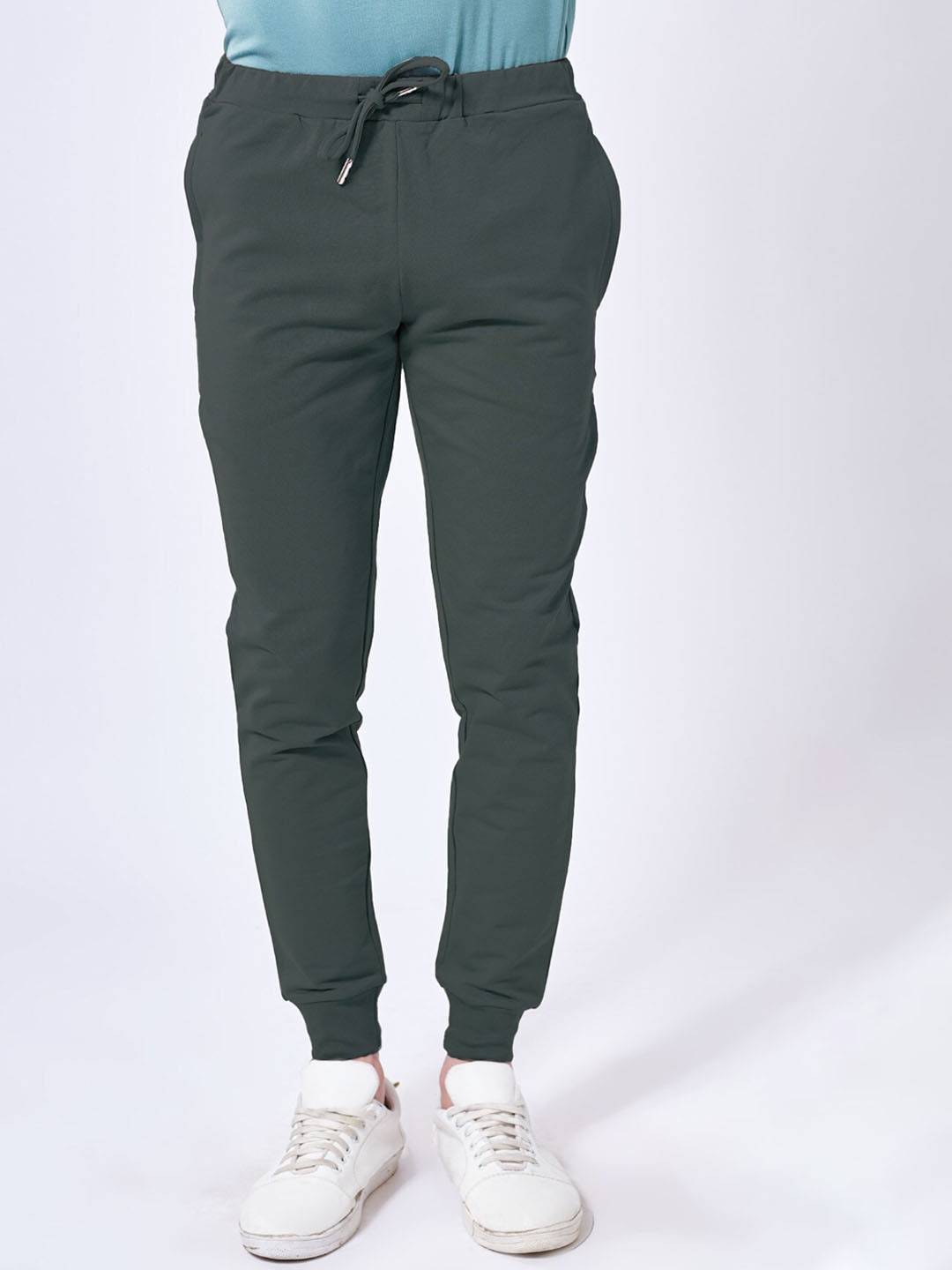 

Beyours Men Regular Fit Cotton Joggers, Grey