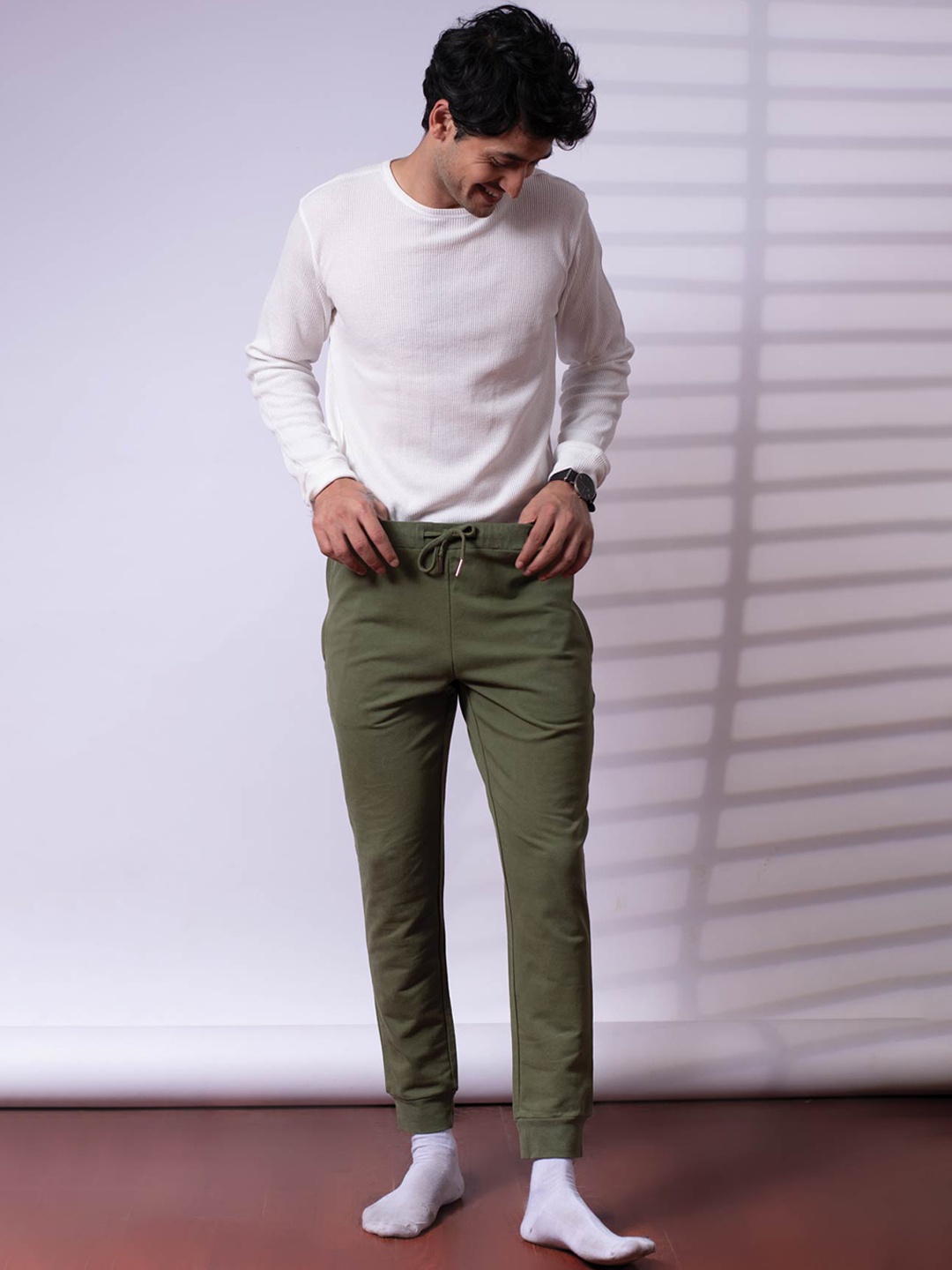 

Beyours Men Regular Fit Casual Joggers, Green