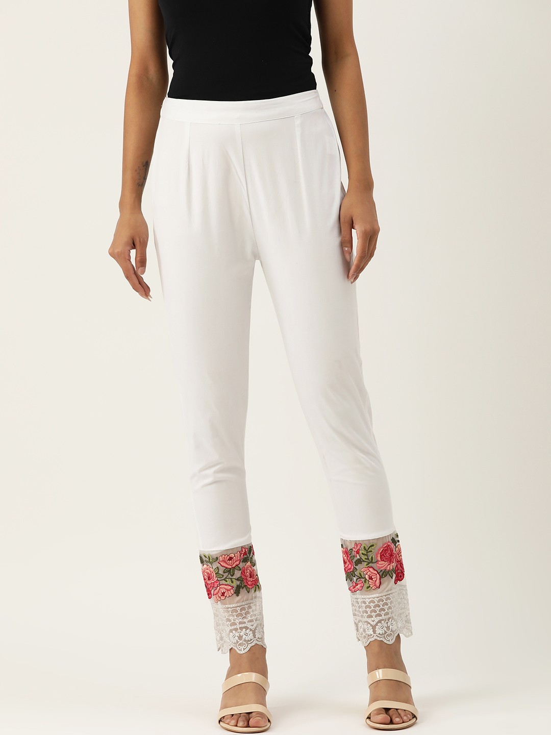 

SAKIA Women Smart Slim Fit Easy Wash Trousers, White