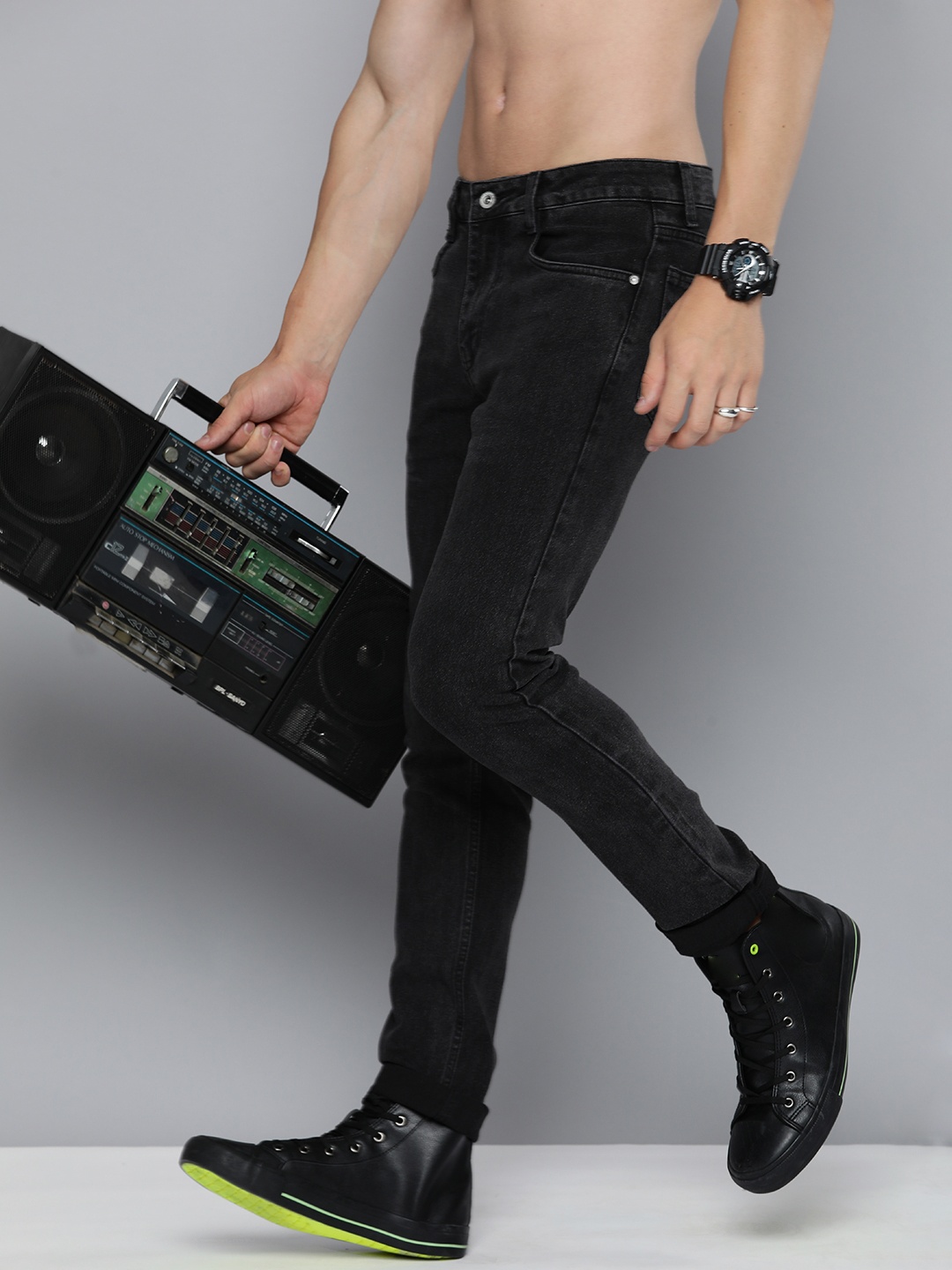 

R Code by The Roadster Life Co Men Micheal Slim Fit Stretchable Jeans, Black