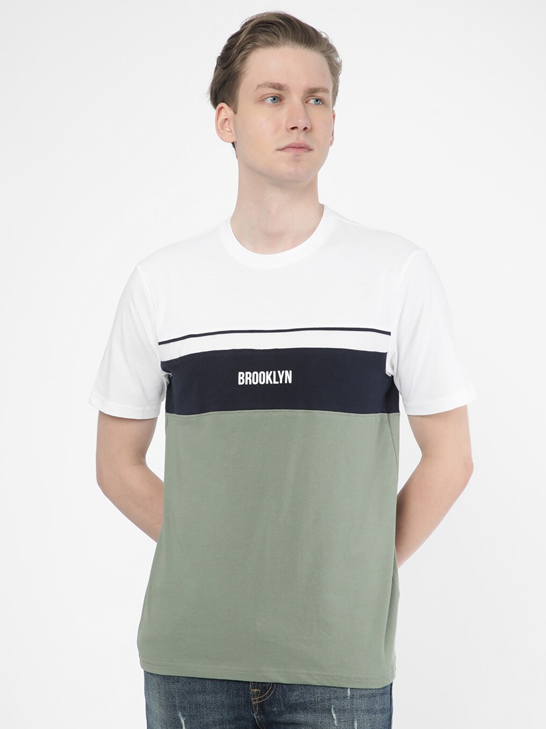 

R&B Colourblocked Cotton Relaxed Fit T-shirt, Green