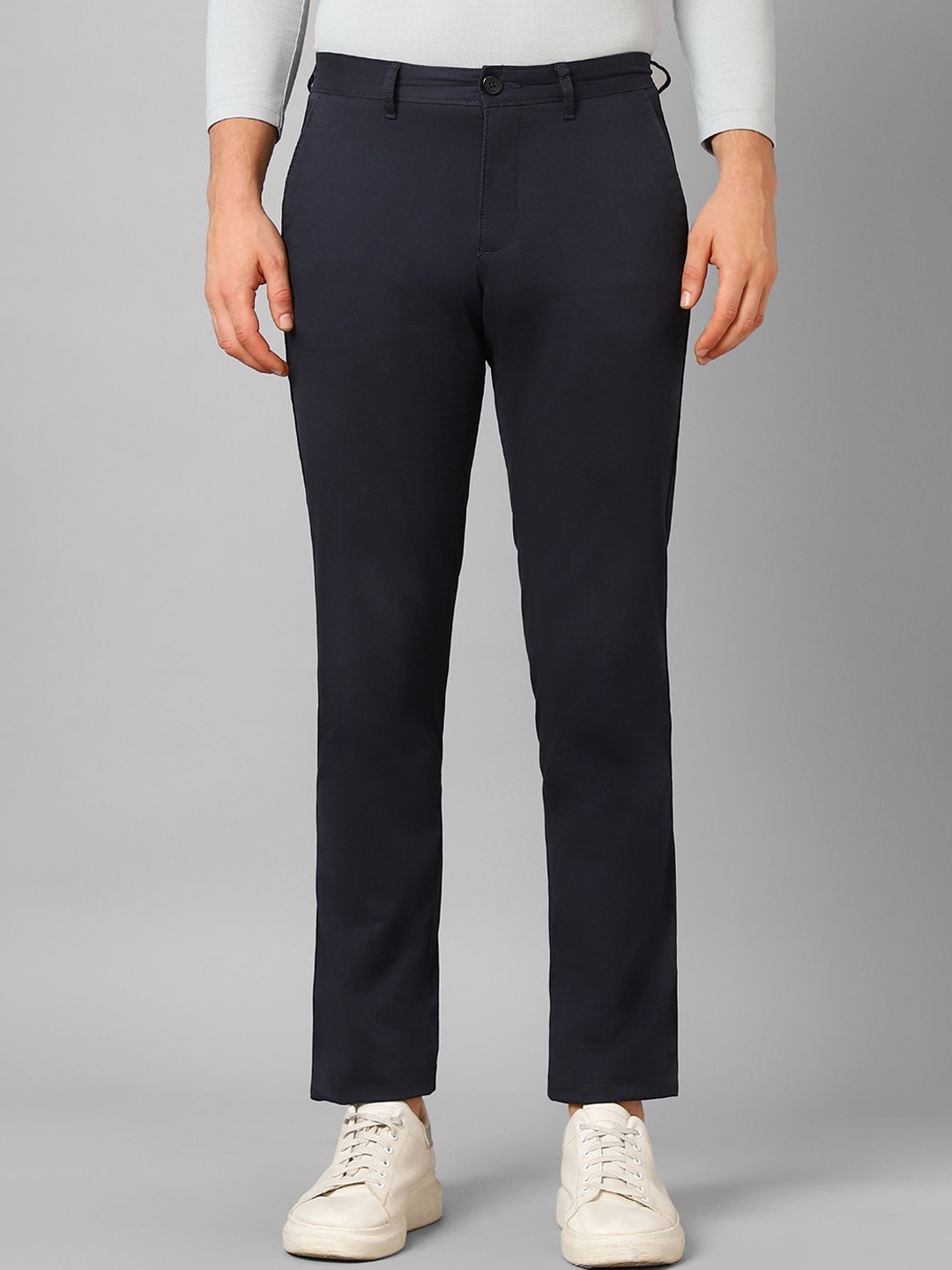 

Louis Philippe Sport Men Mid Rise Slim Fit Trousers, Navy blue