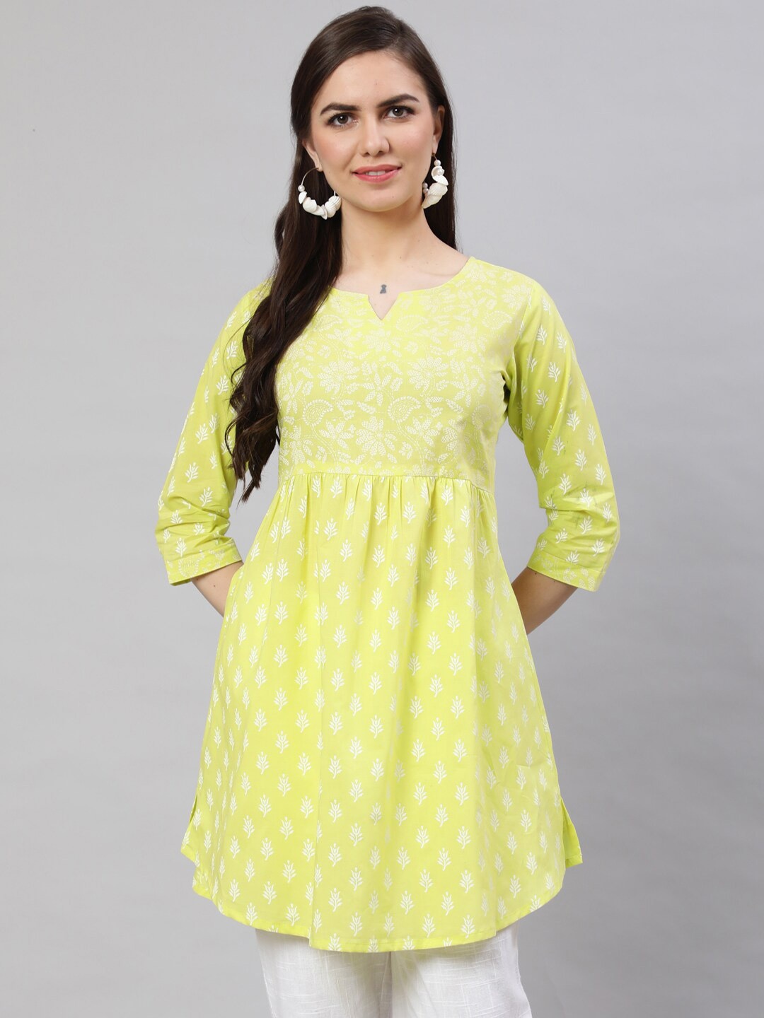 

Nayo Yellow & White Ethnic Printed Cotton Tunic