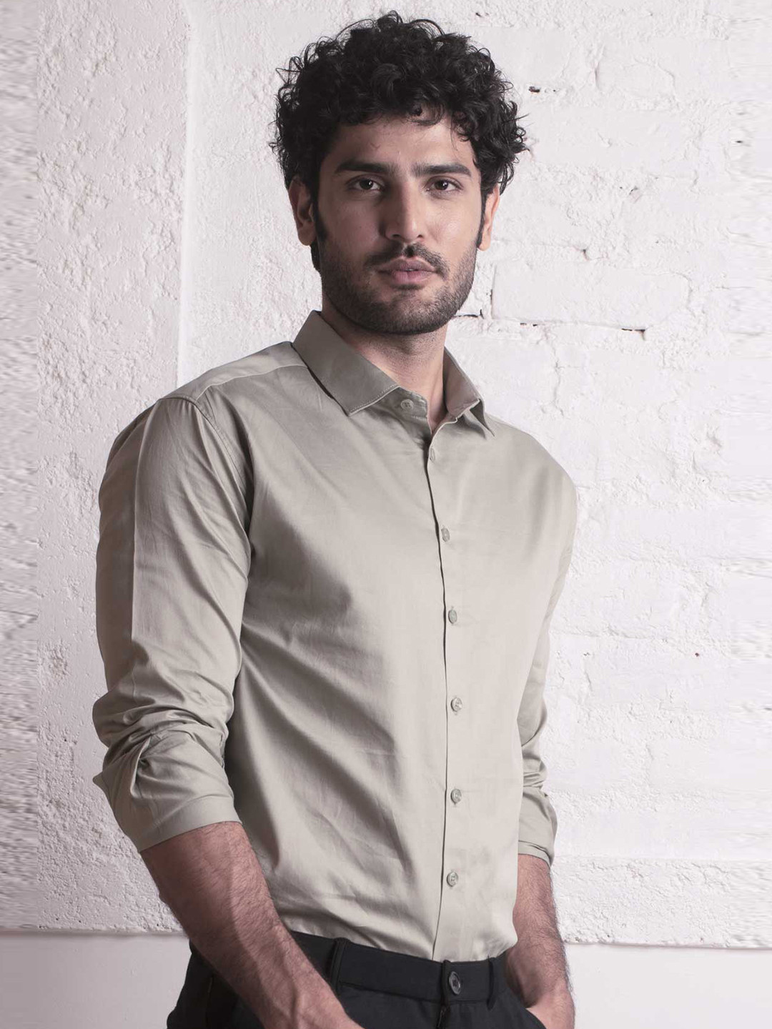 

Beyours Classic Spread Collar Cotton Casual Shirt, Green