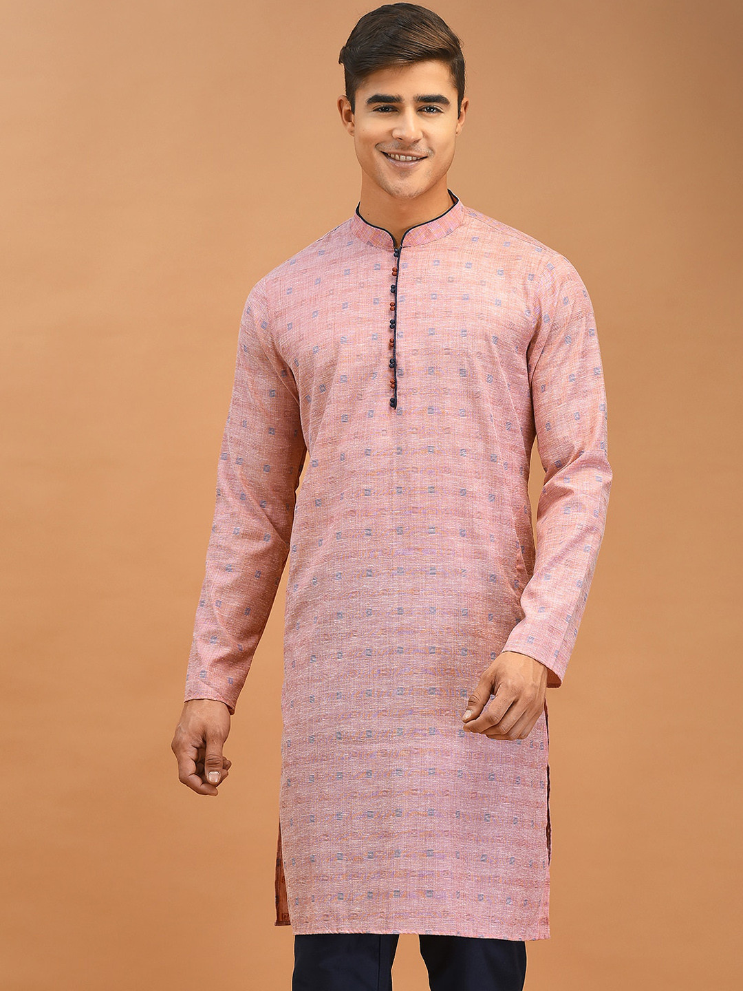

DEYANN Woven Design Mandarin Collar Jacquard Kurta, Red