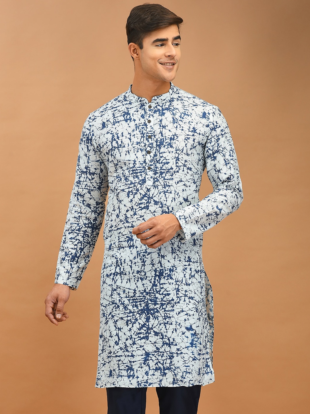 

DEYANN Abstract Printed Mandarin Collar Kurta, Navy blue