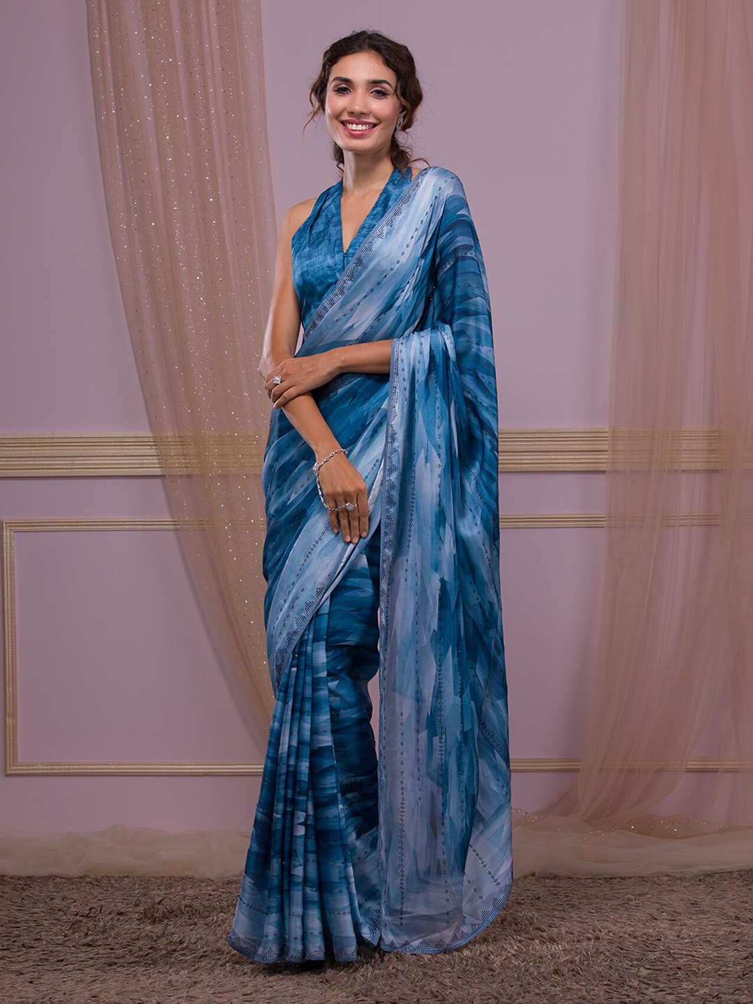 

Koskii Abstract Printed Beads and Stones Saree, Navy blue