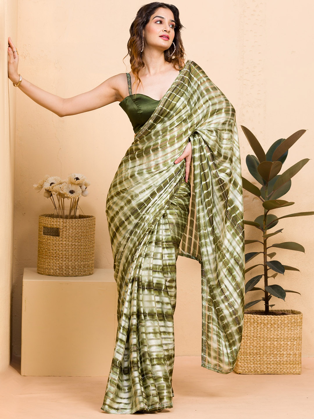 

Koskii Tie & Dye Beads and Stones Work Saree, Green