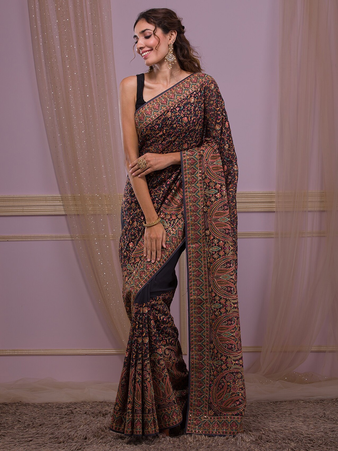 

Koskii Ethnic Motifs Embroidered Festive Saree, Grey