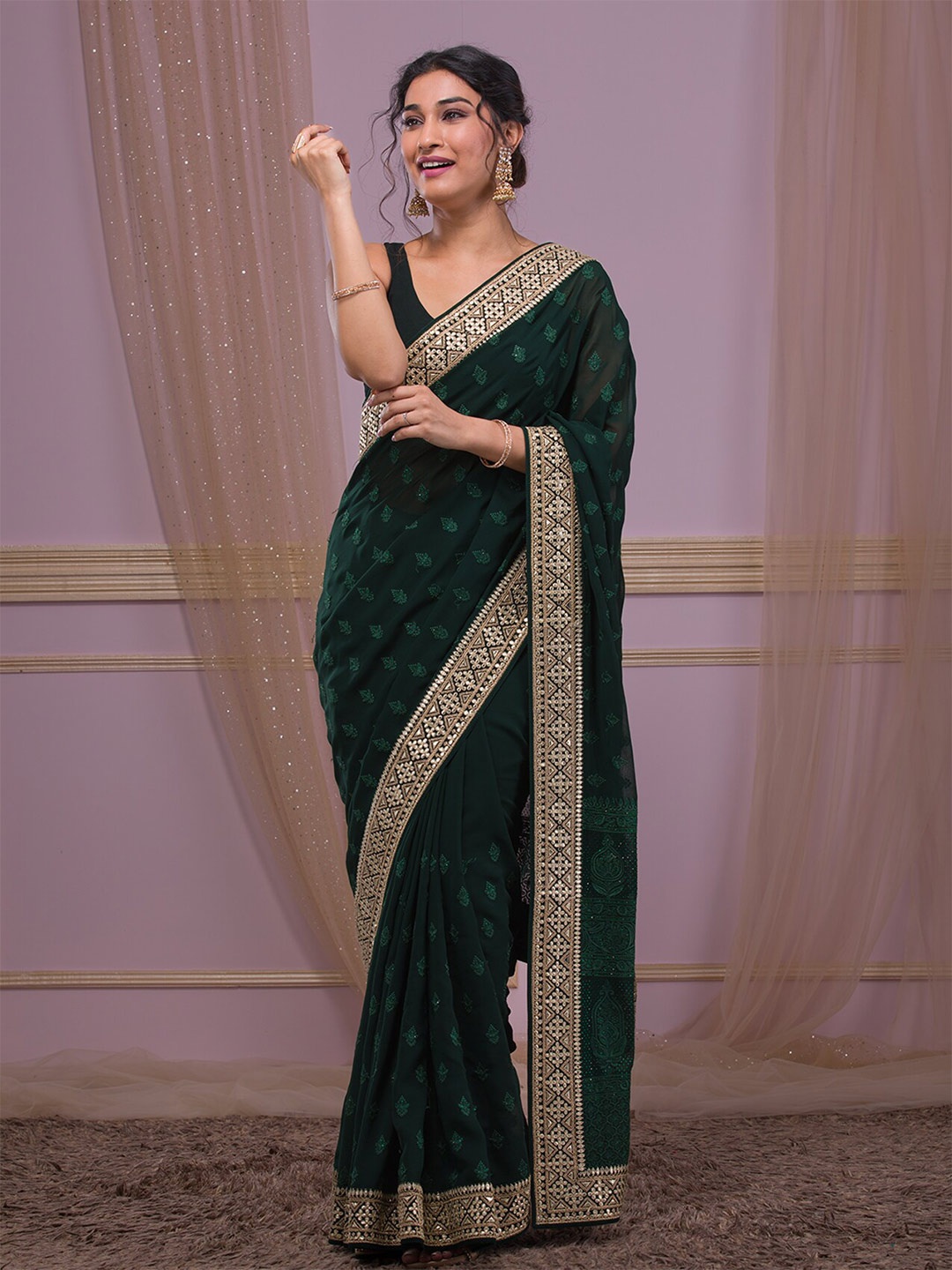

Koskii Embellished Embroidered Saree, Green