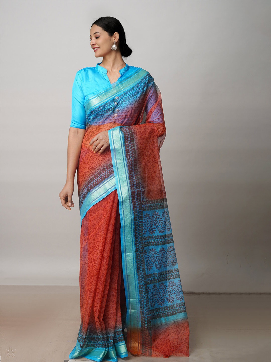 

Unnati Silks Ethnic Motifs Zari Pure Cotton Handloom Kota Saree, Red