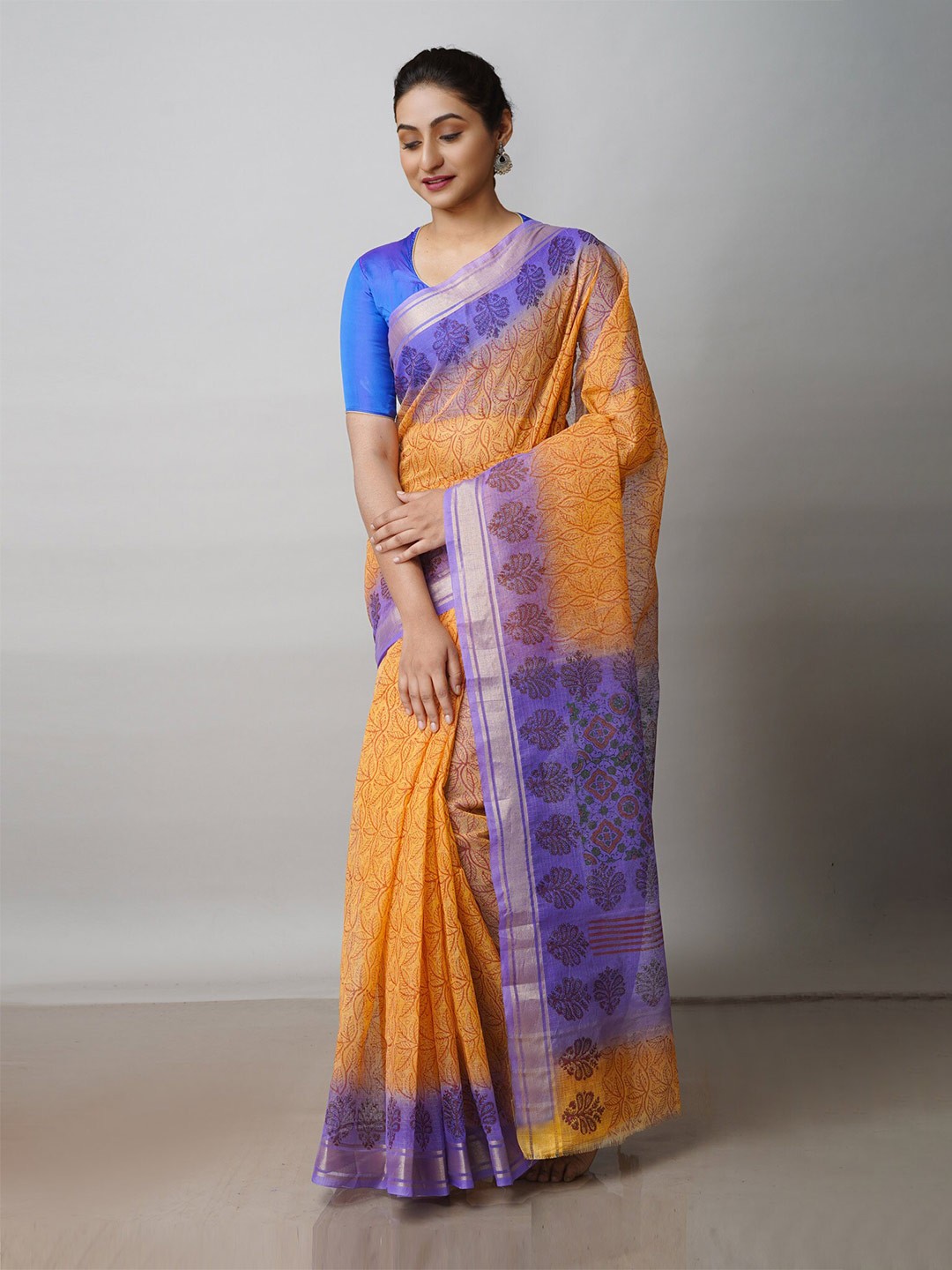 

Unnati Silks Ethnic Motifs Zari Pure Cotton Kota Saree, Orange