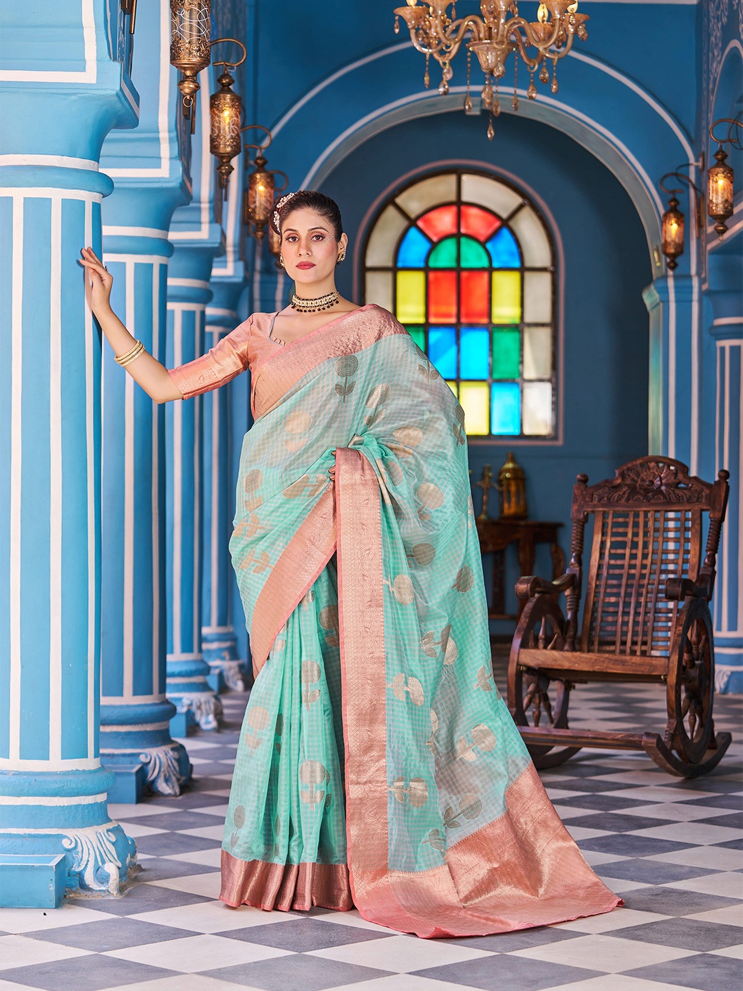 

elora Ethnic Motif Organza Banarasi Saree, Blue