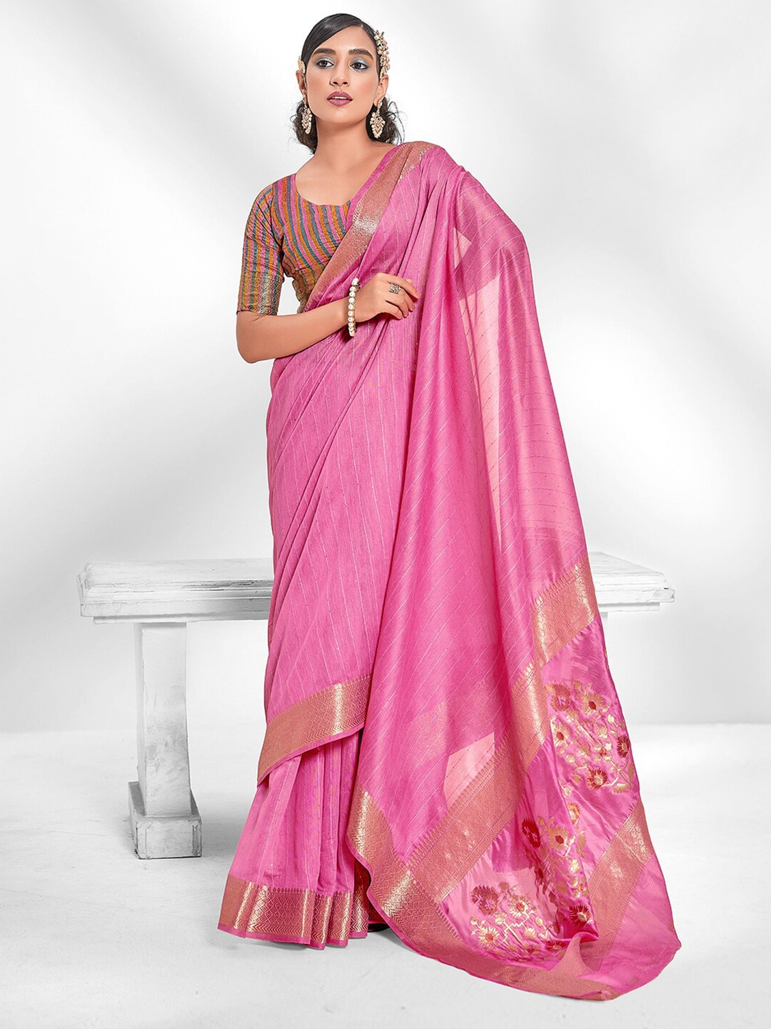 

Satrani Peach-Coloured & Gold-Toned Striped Sequinned Saree, Pink