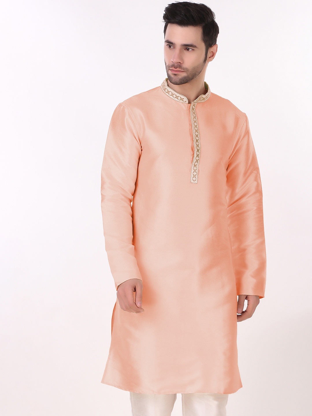 

Koshin Mandarin Collar Thread Work Kurta, Peach