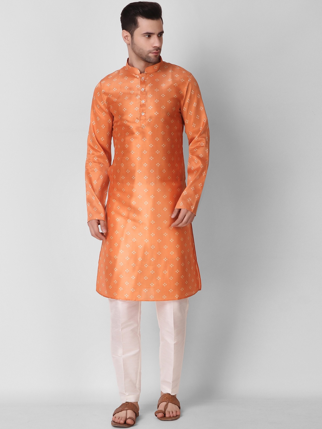 

Koshin Geometric Printed Mandarin Collar Kurta, Orange