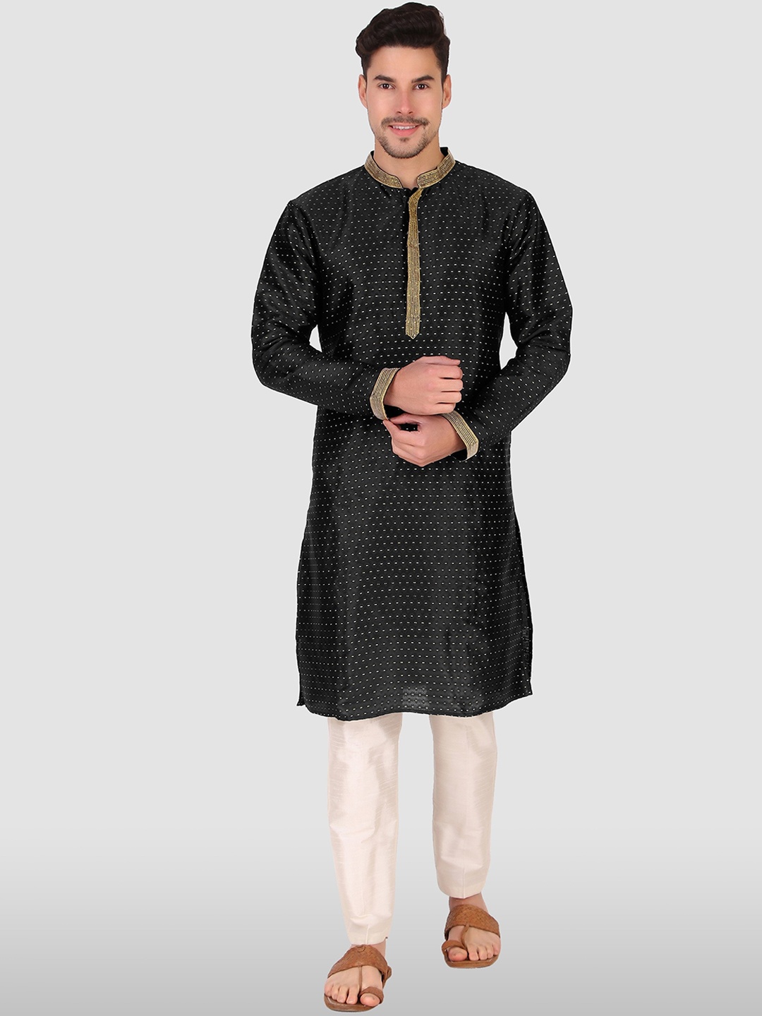 

Koshin Woven Design Thread Work Mandarin Collar Kurta, Black