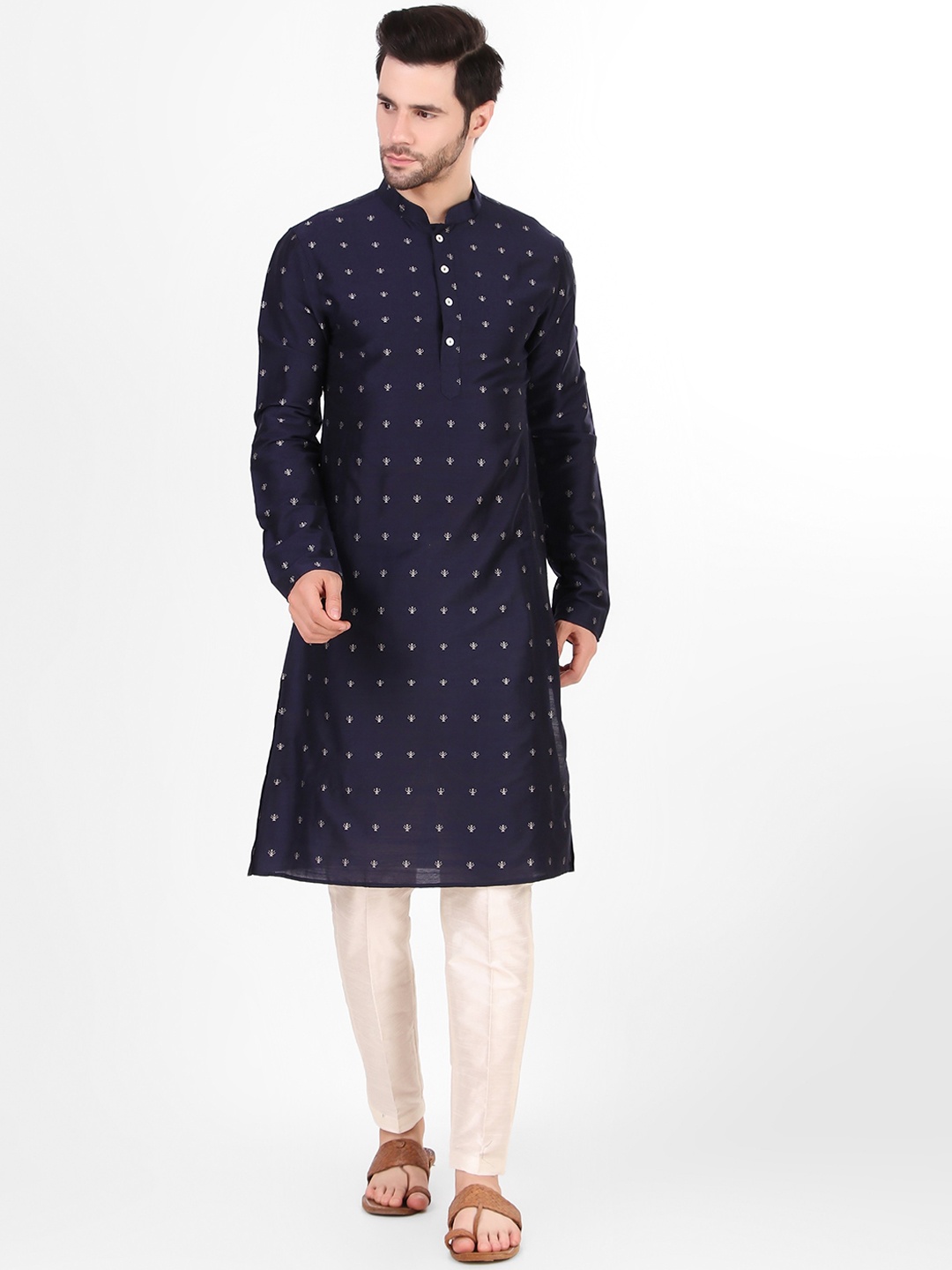 

Koshin Geometric Embroidered Jacquard Kurta, Navy blue
