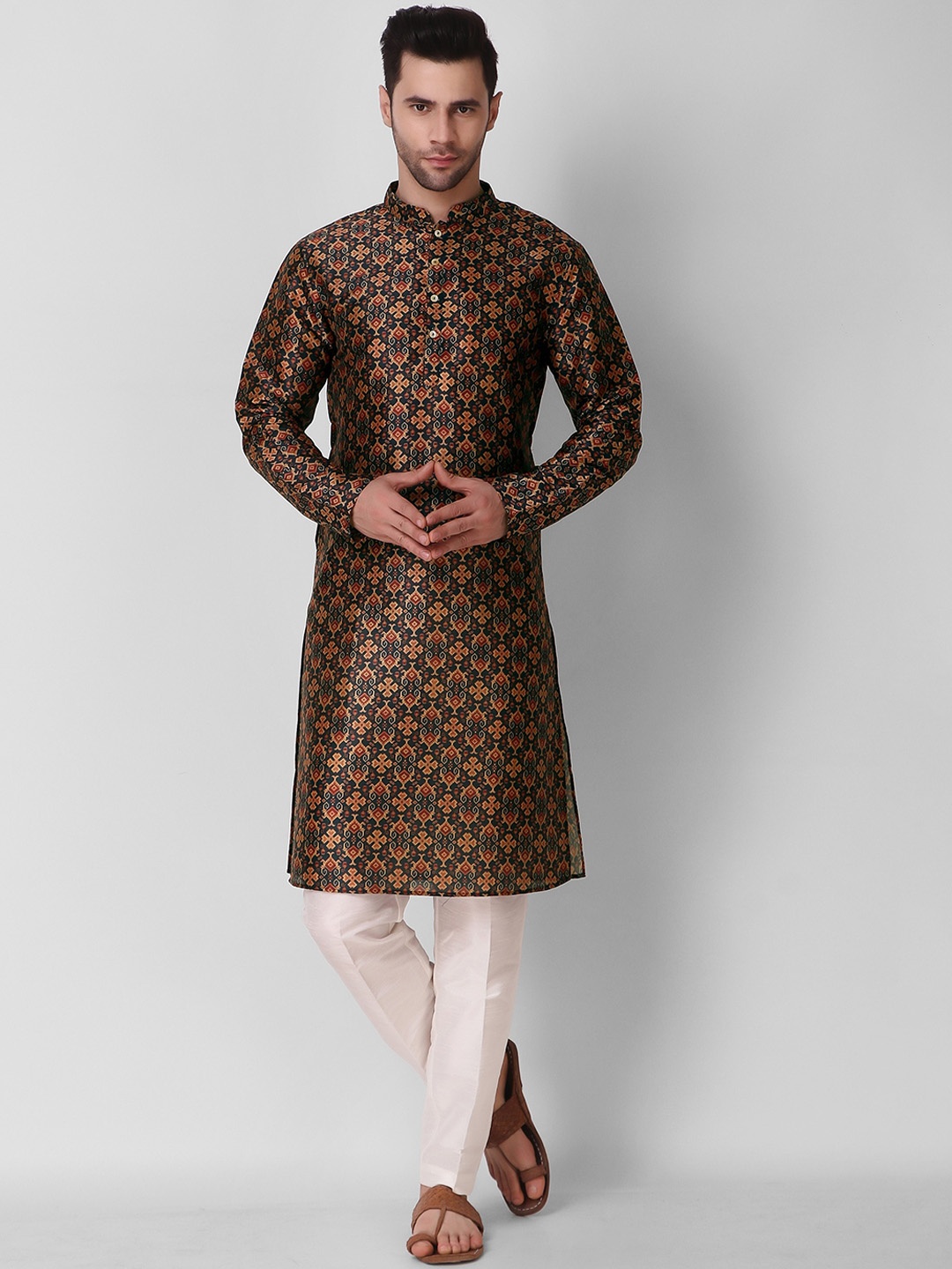 

Koshin Ethnic Motifs Printed Mandarin Collar Kurta, Navy blue